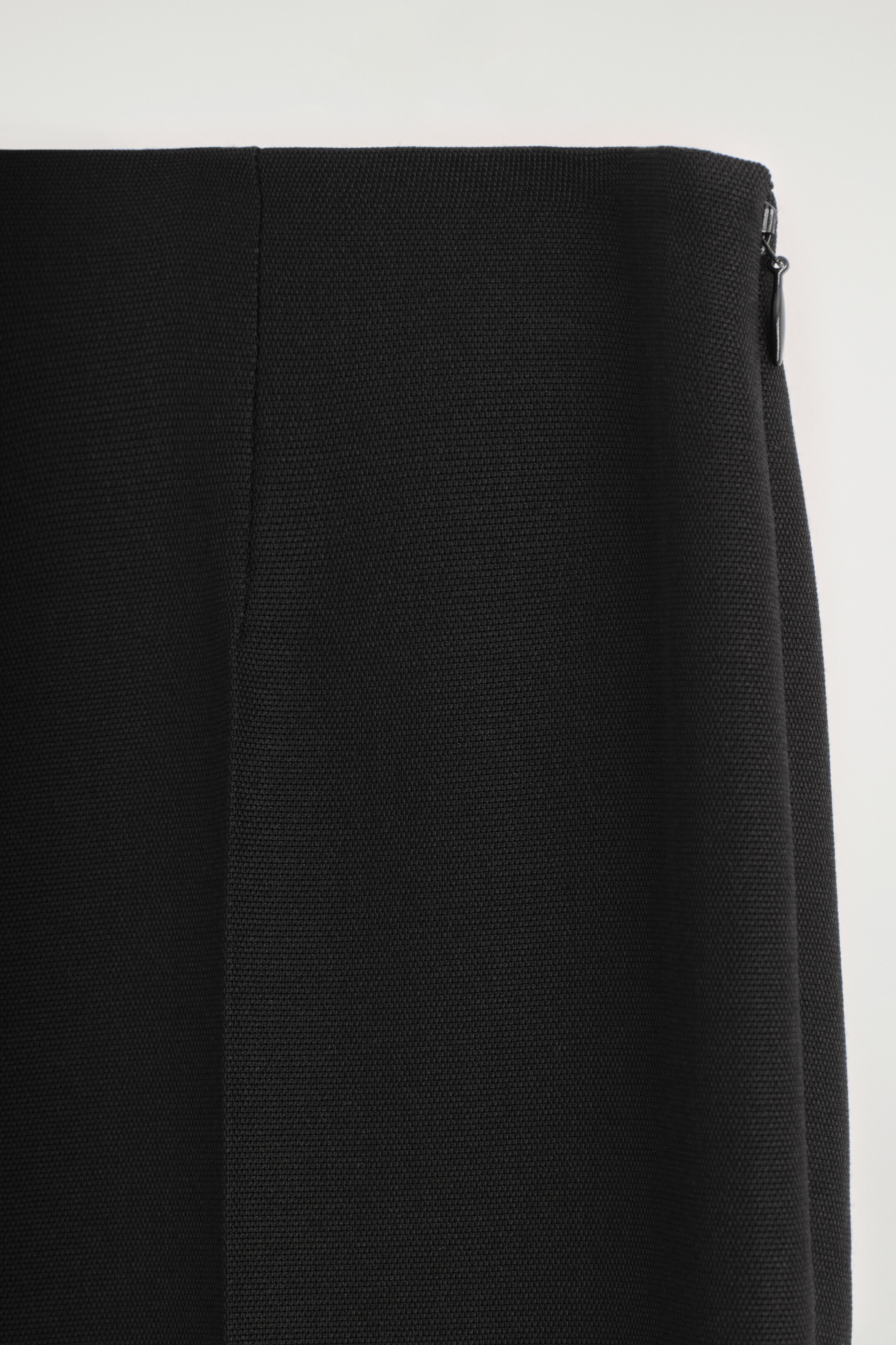 Agrandir l'image: PANTALON DE TAILLEUR EN LAINE MÉLANGÉE - NOIR - FEMME | H&M CH 6