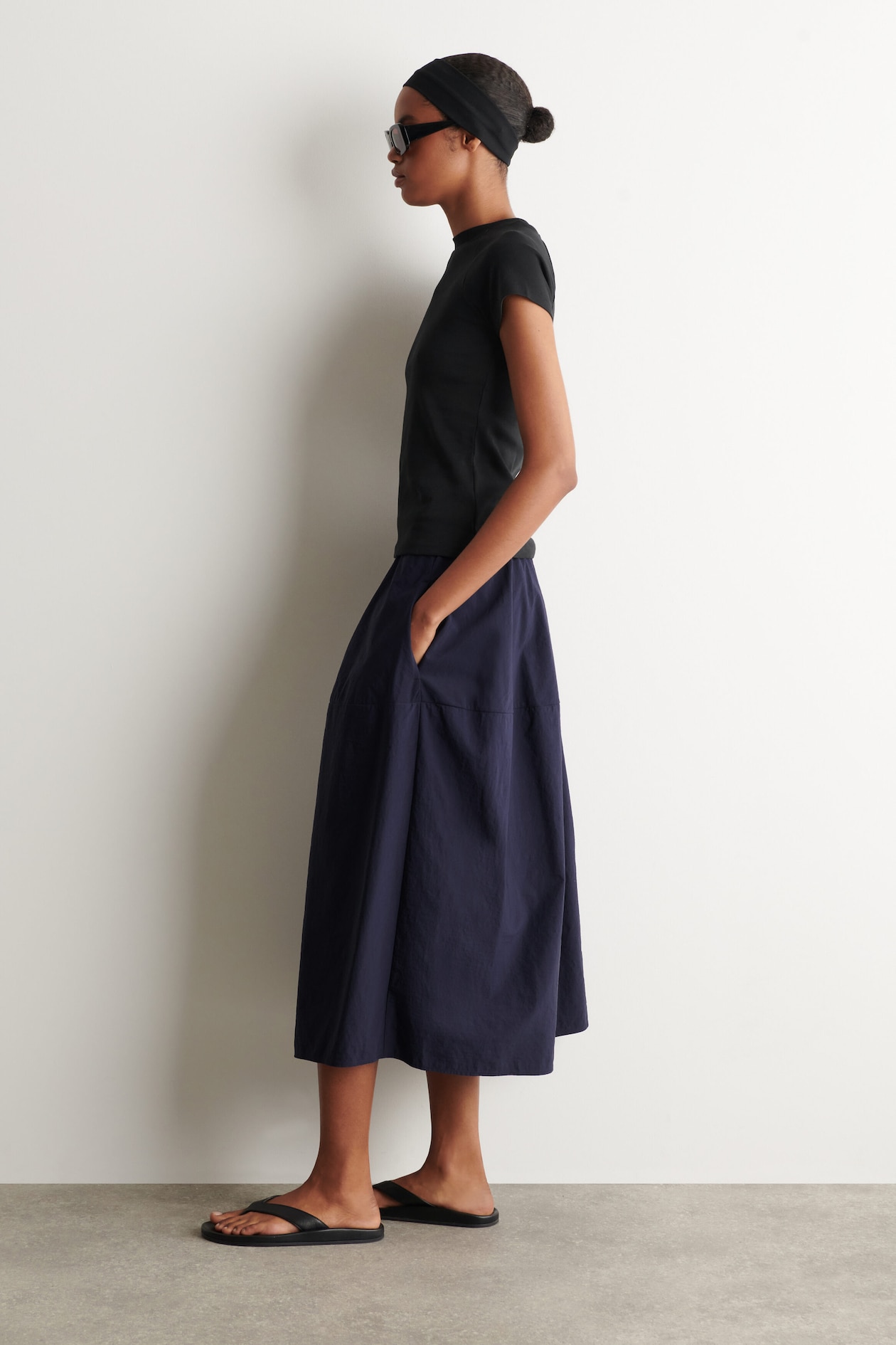 SCULPTED NYLON MIDI SKIRT — NAVY