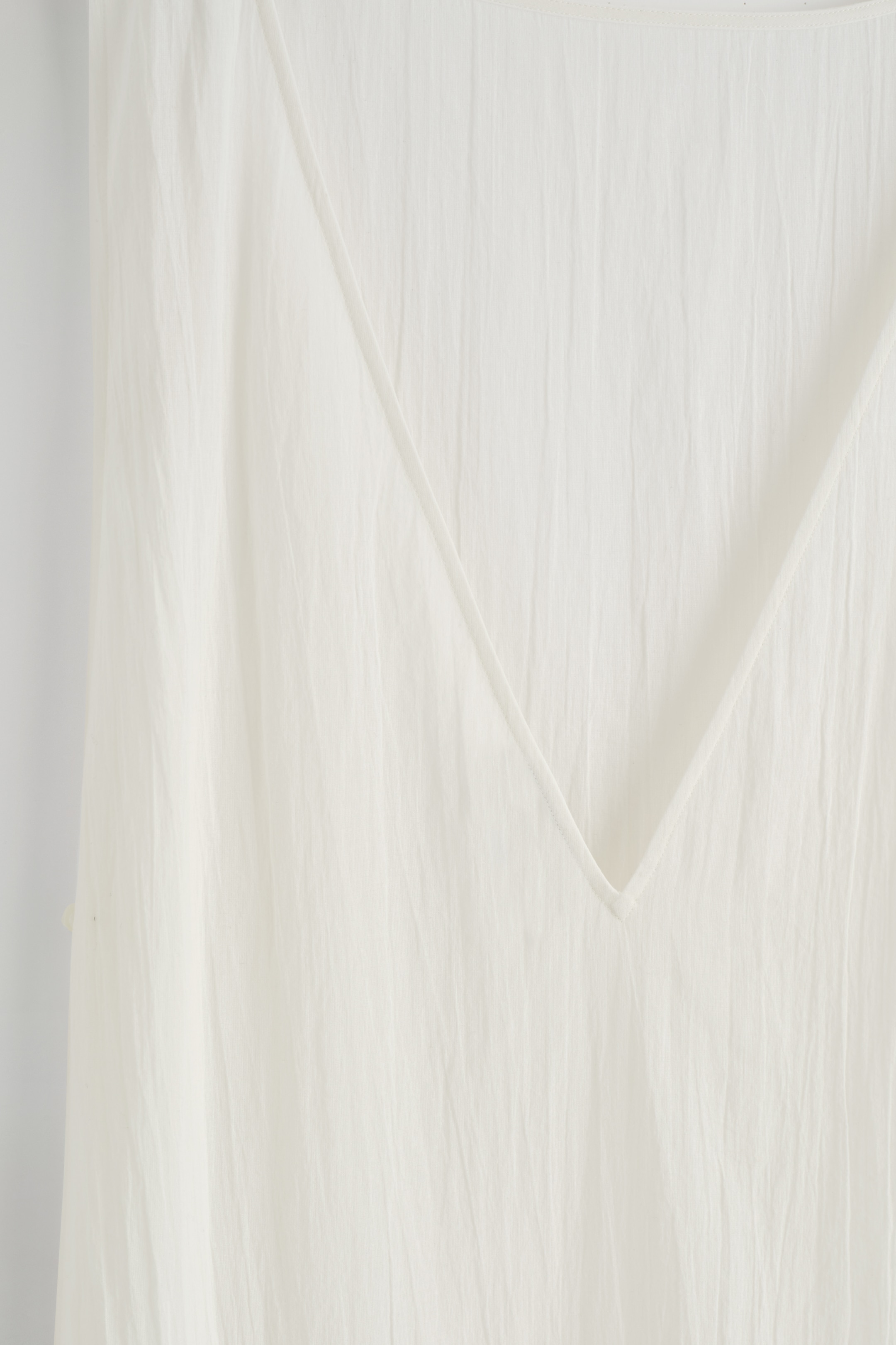 Nagyobb kép megtekintése: OLDALT NYITOTT, ÁTTETSZŐ TUNIKA - FEHÉR - NŐI | H&M HU 7