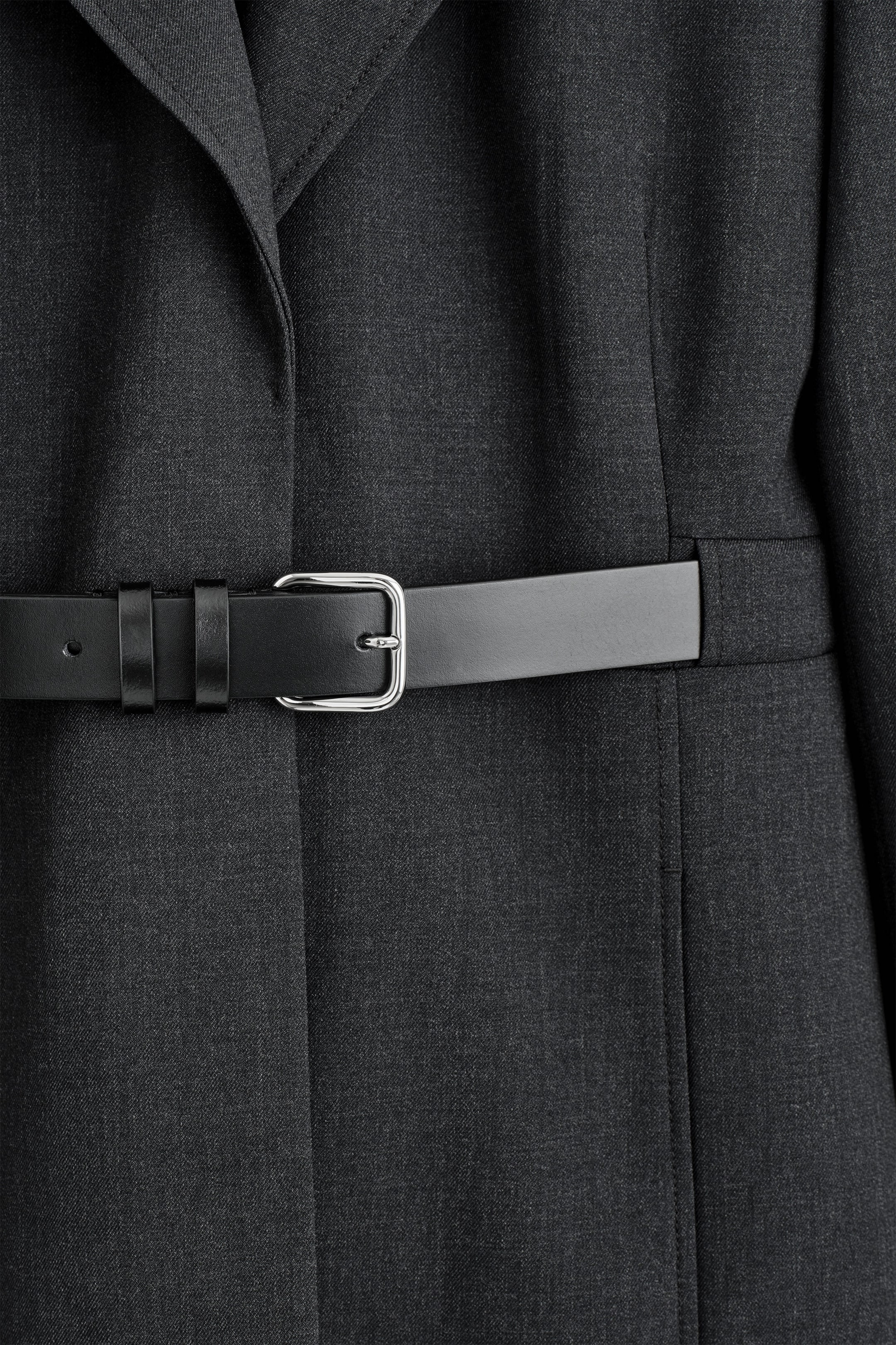 StillMedia/DescriptiveDetail