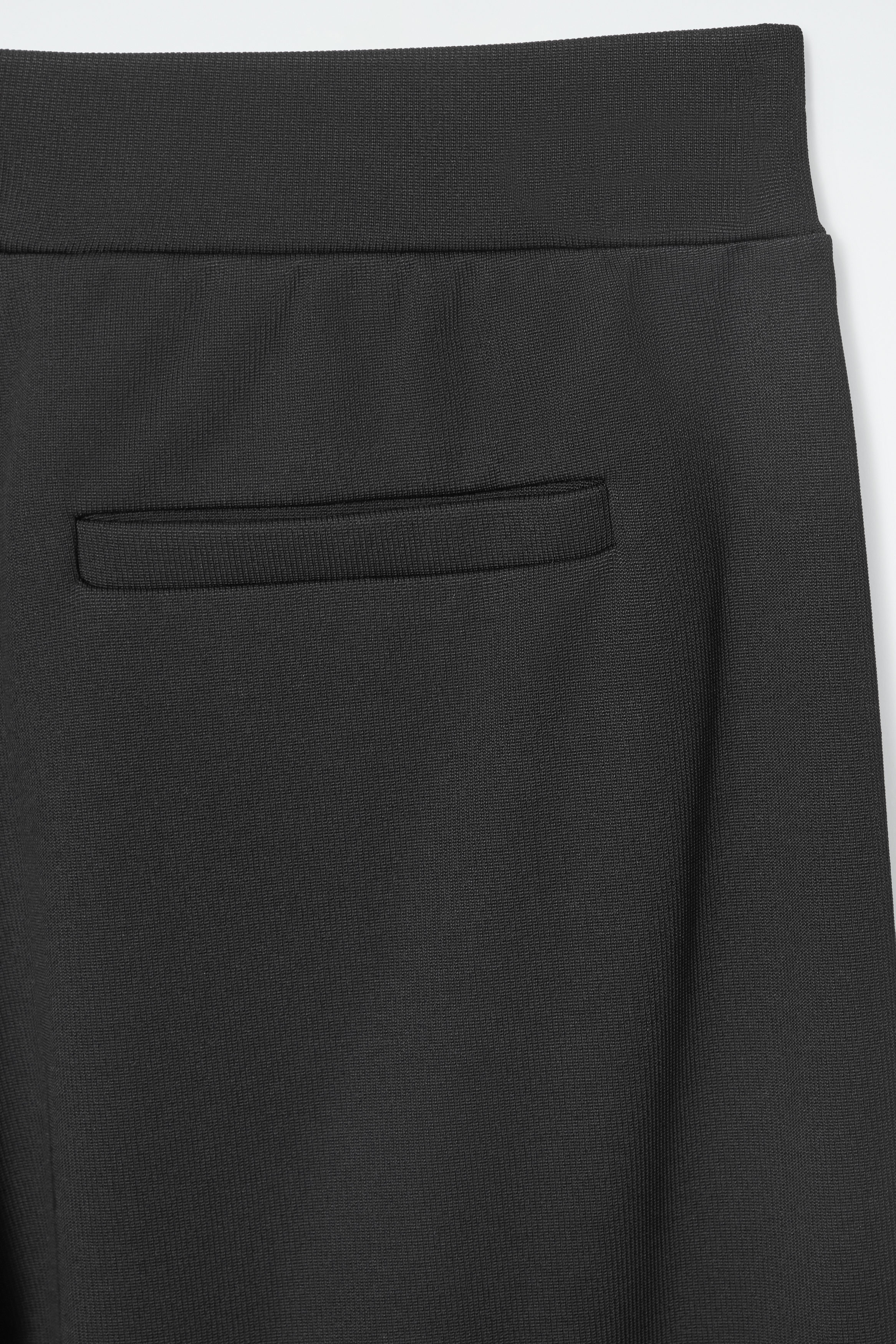 PINTUCKED STRAIGHT-LEG TROUSERS - BLACK | COS