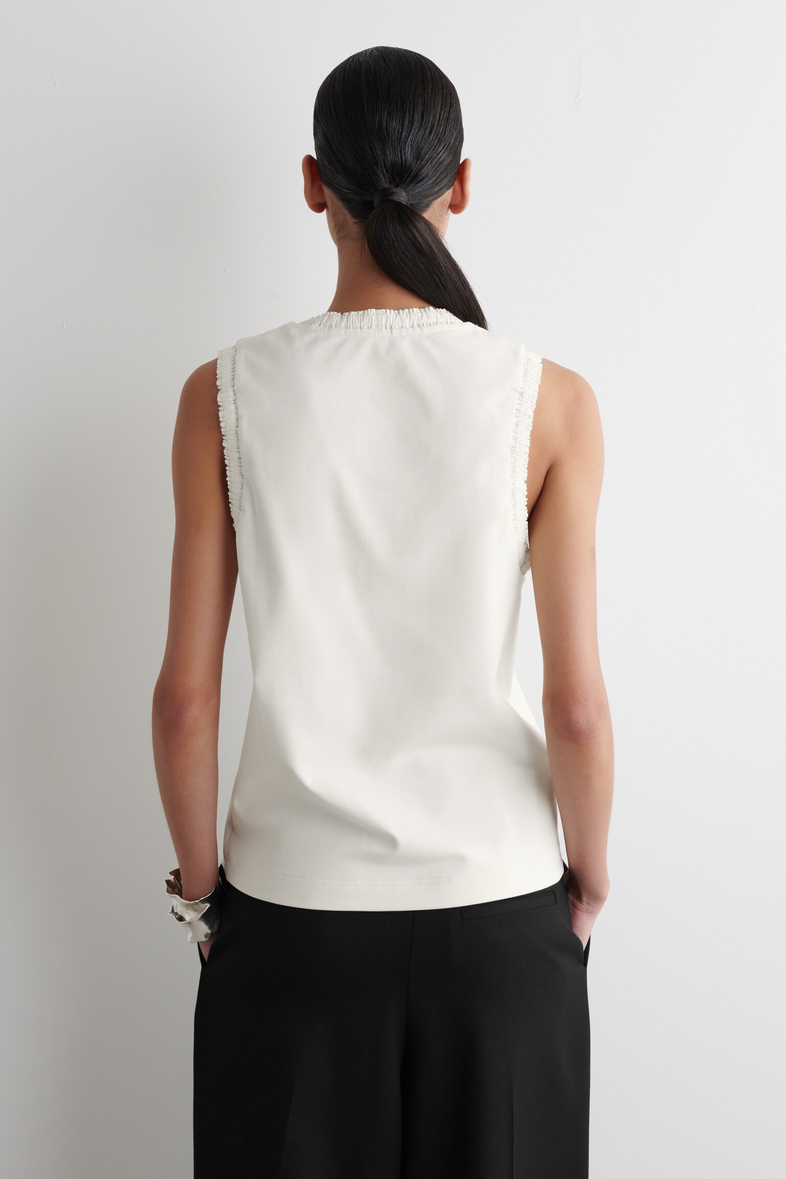 TOP DE ALGODÓN CON FRUNCIDOS - CRUDO/ROJO/NEGRO - 4