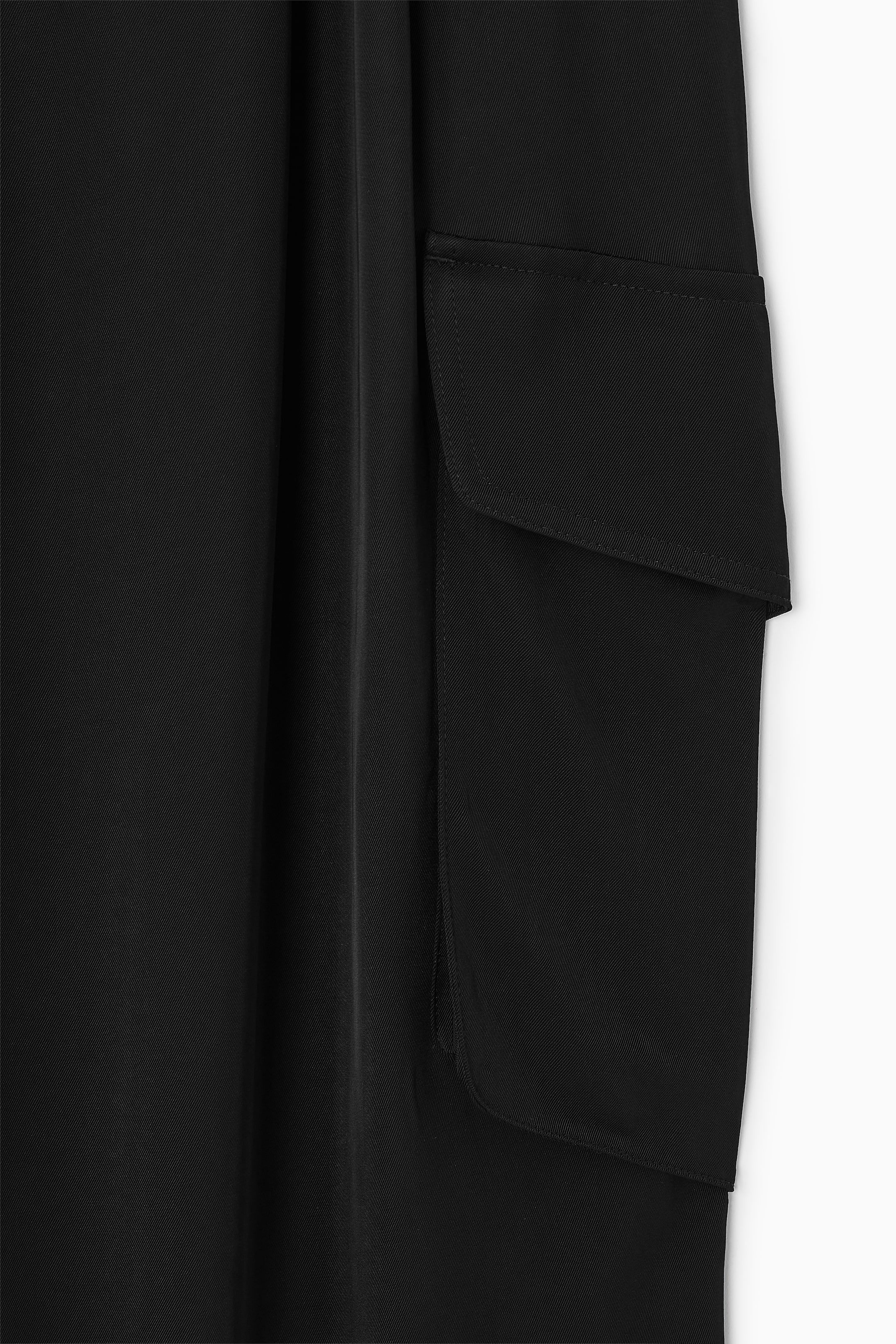 Agrandir l'image: PANTALON WORKWEAR TAILLE FRONCÉE - NOIR - FEMME | H&M CH 2