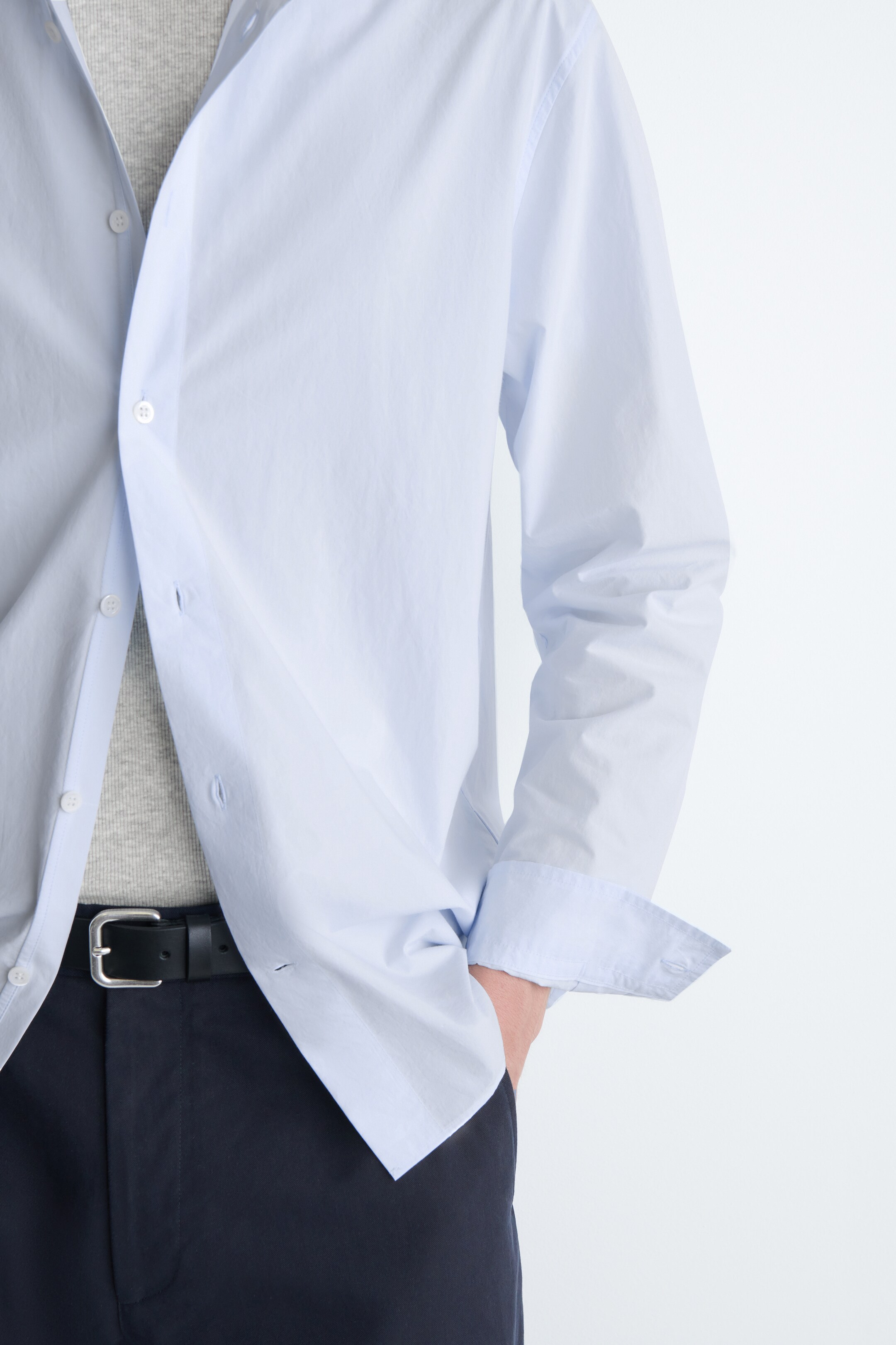 View larger image: RELAXED PIMA COTTON-POPLIN SHIRT - LIGHT BLUE - Men | H&M GB 5