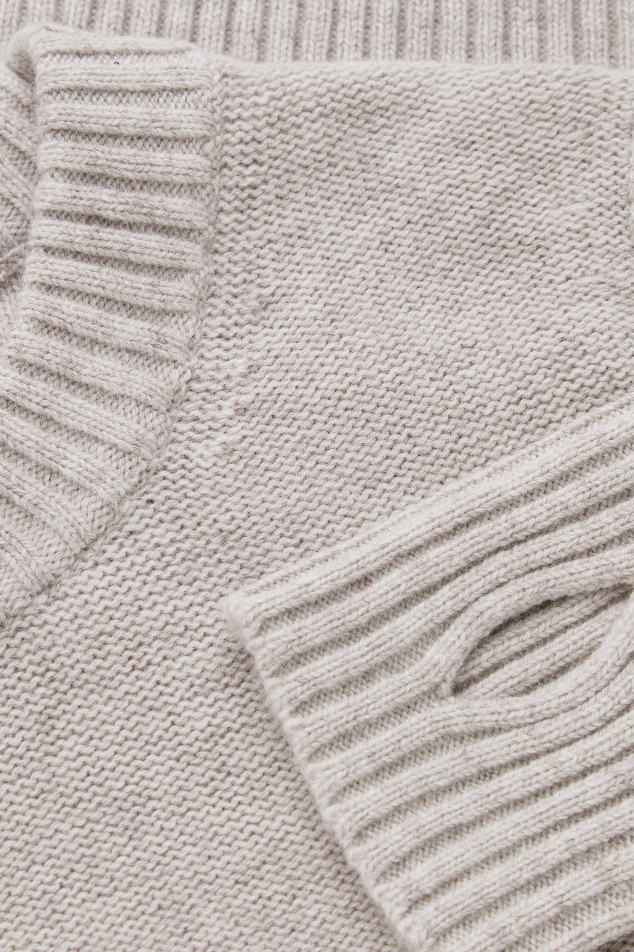 StillMedia/DescriptiveDetail