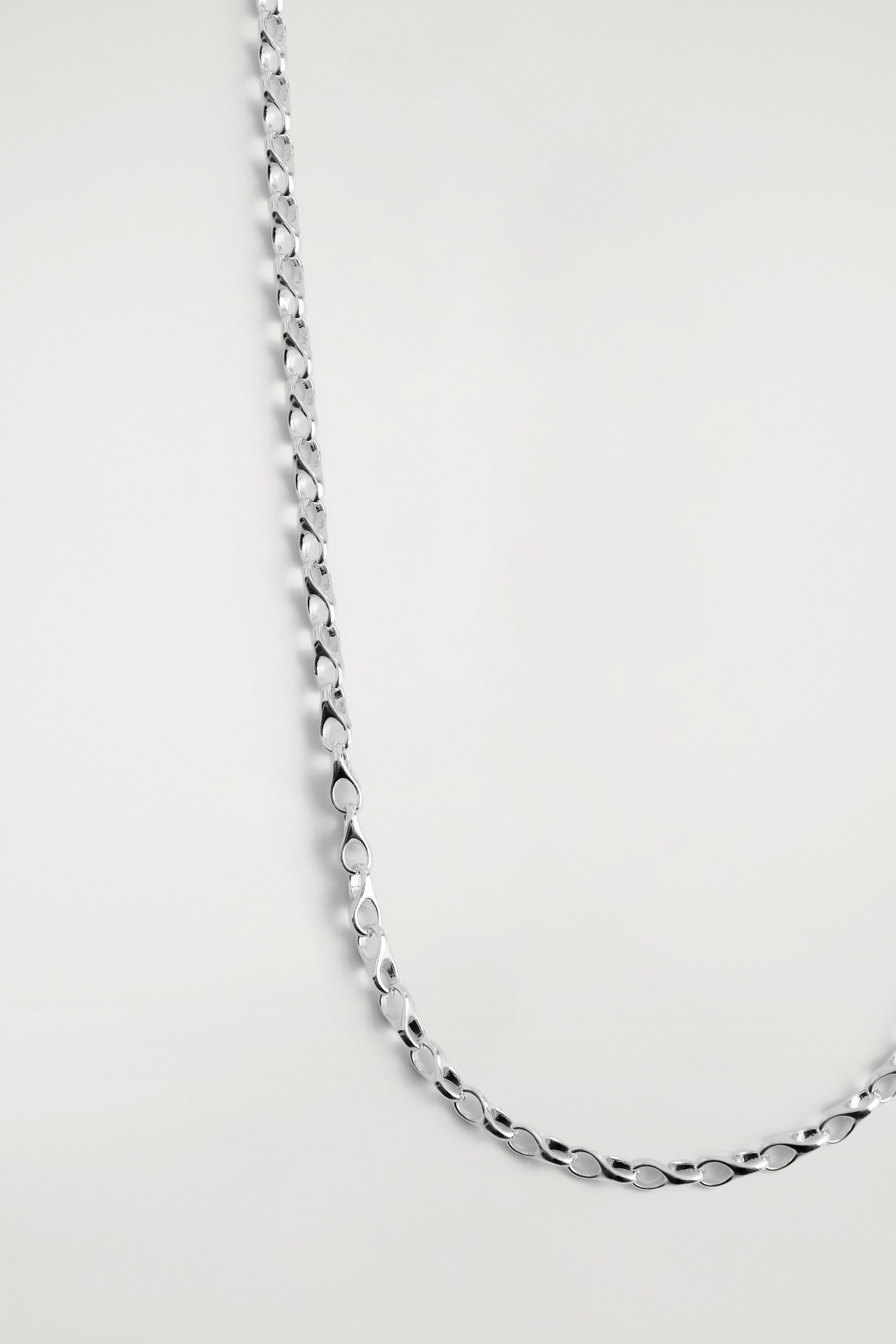 TEARDROP-LINK LONG CHAIN NECKLACE - SILVER | COS CA