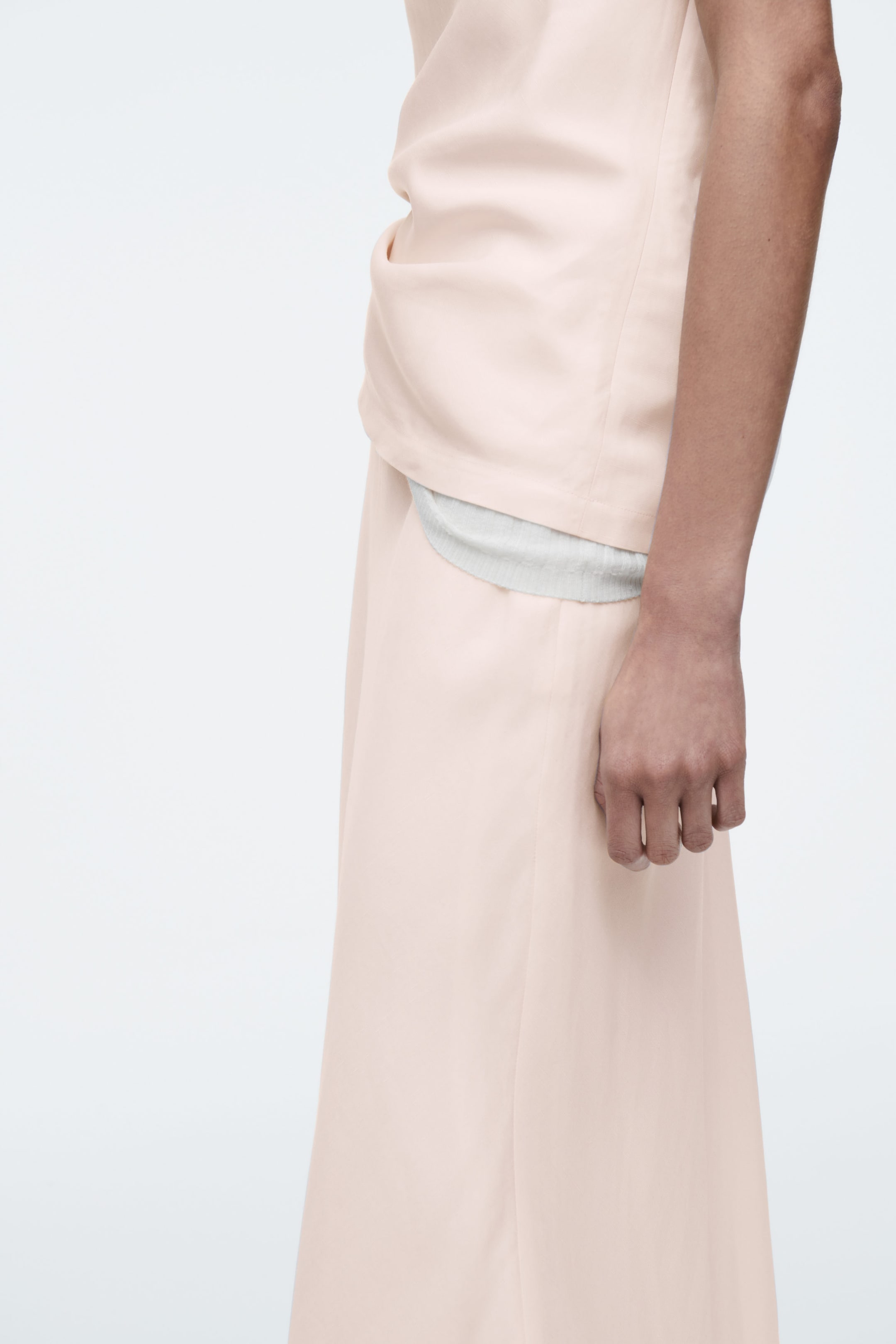 LINEN-BLEND MIDI COLUMN SKIRT