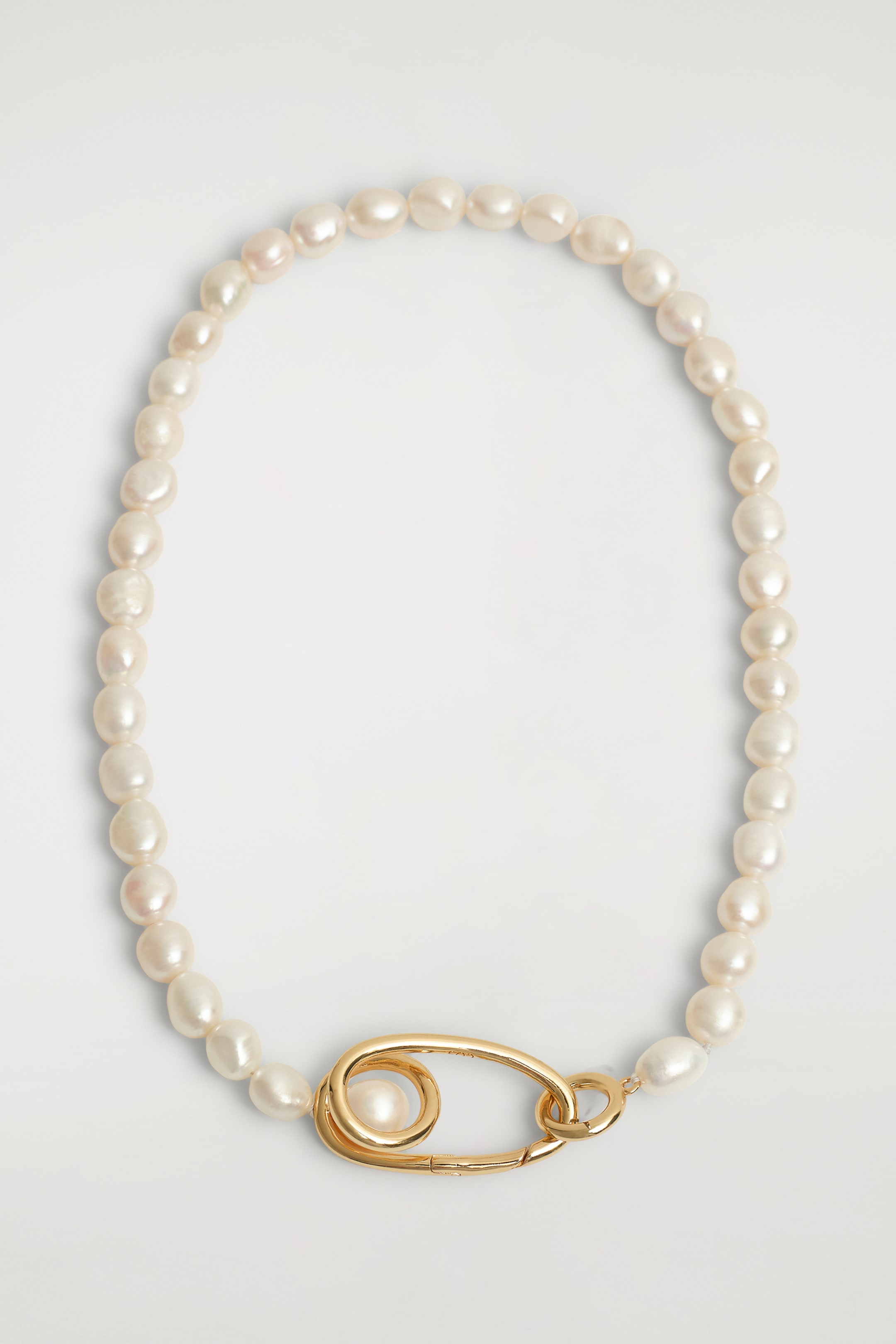 Grösseres Bild ansehen: KETTE MIT SÜSSWASSERPERLEN - GOLD/PERLEN - DAMEN | H&M CH 2