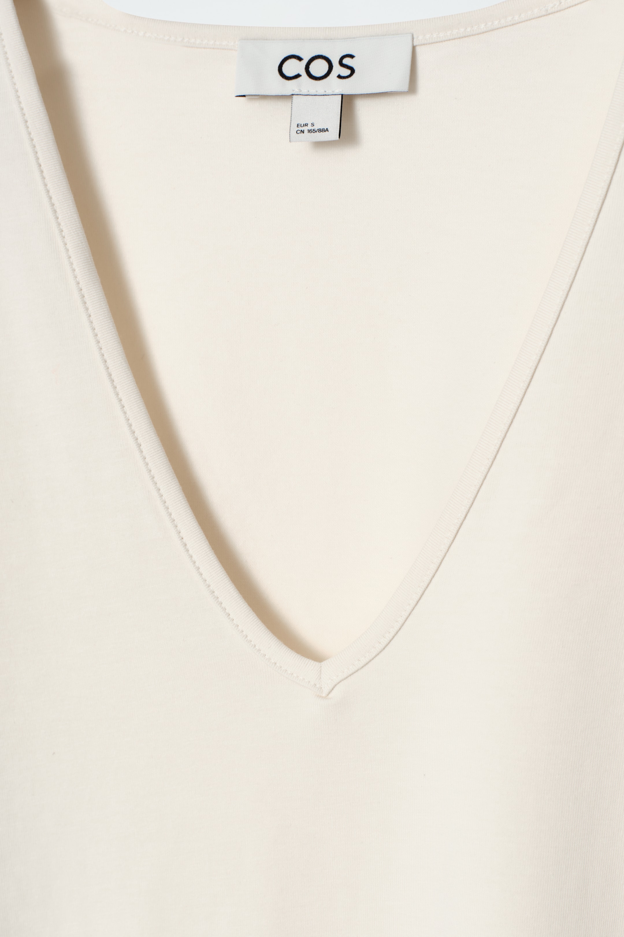 Visa större bild: V-RINGAD T-SHIRT I BOMULL - ECRU - DAM | H&M SE 6