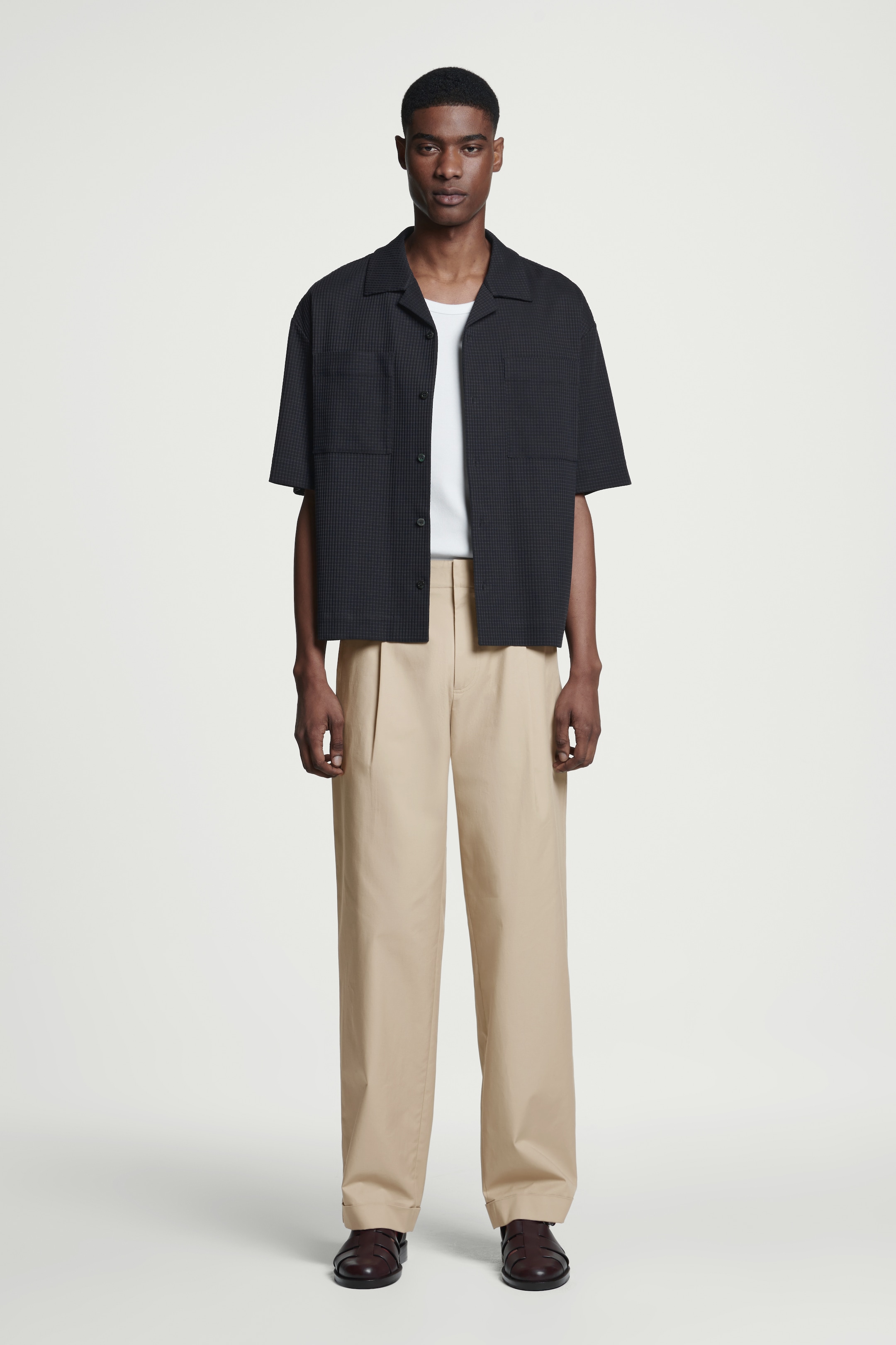 Größeres Bild anzeigen: LOCKERES FREIZEITHEMD AUS STRUKTURIERTER BAUMWOLLE - NAVYBLAU - Men | H&M AT 3