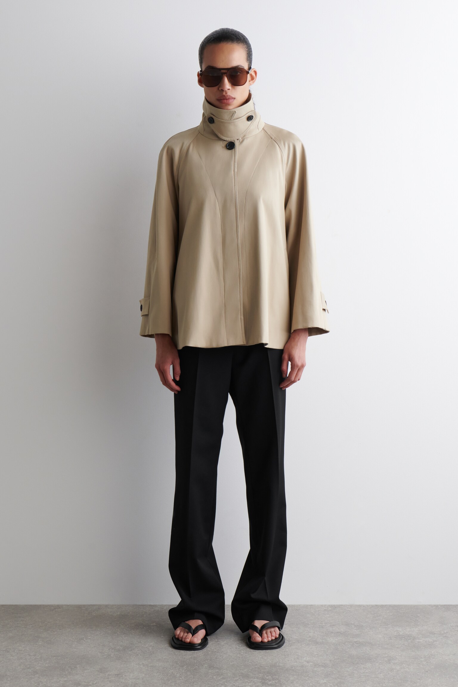 TRENCHCOAT IN A-LINIE - BEIGE - 6