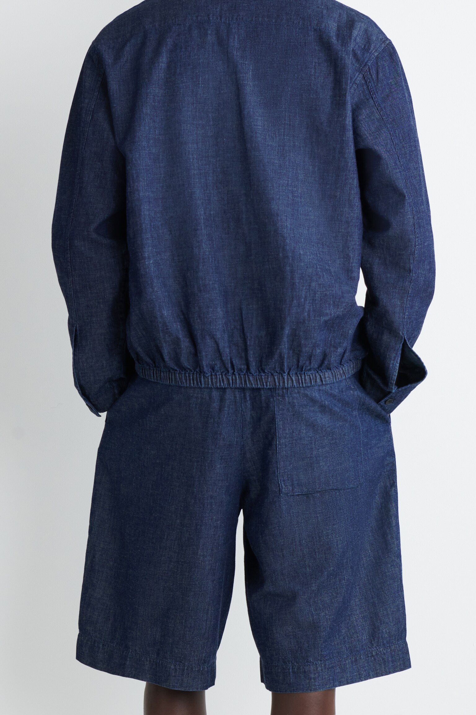 BERMUDAS DENIM CON AJUSTE DE CORDÓN - AZUL GRISÁCEO - 4