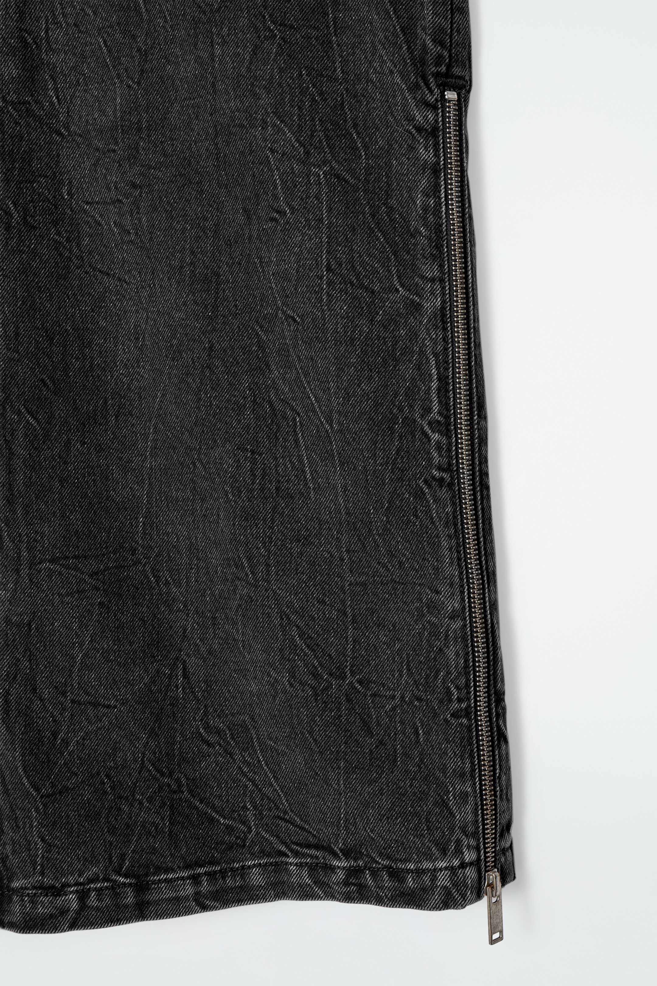 View larger image: SLEEVELESS ZIP-UP DENIM TOP - CRINKLED BLACK - Ladies | H&M GB 8