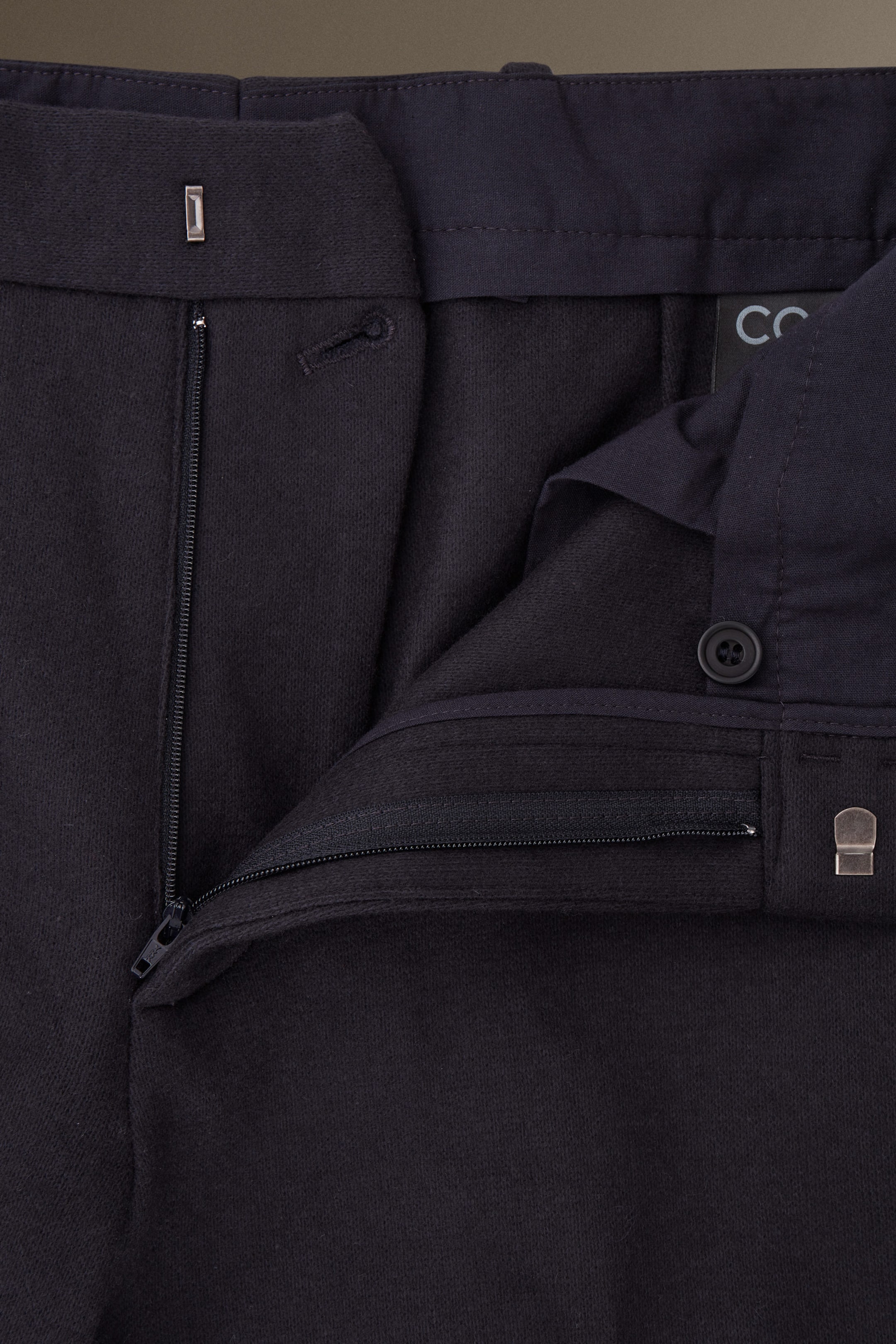 StillMedia/DescriptiveDetail