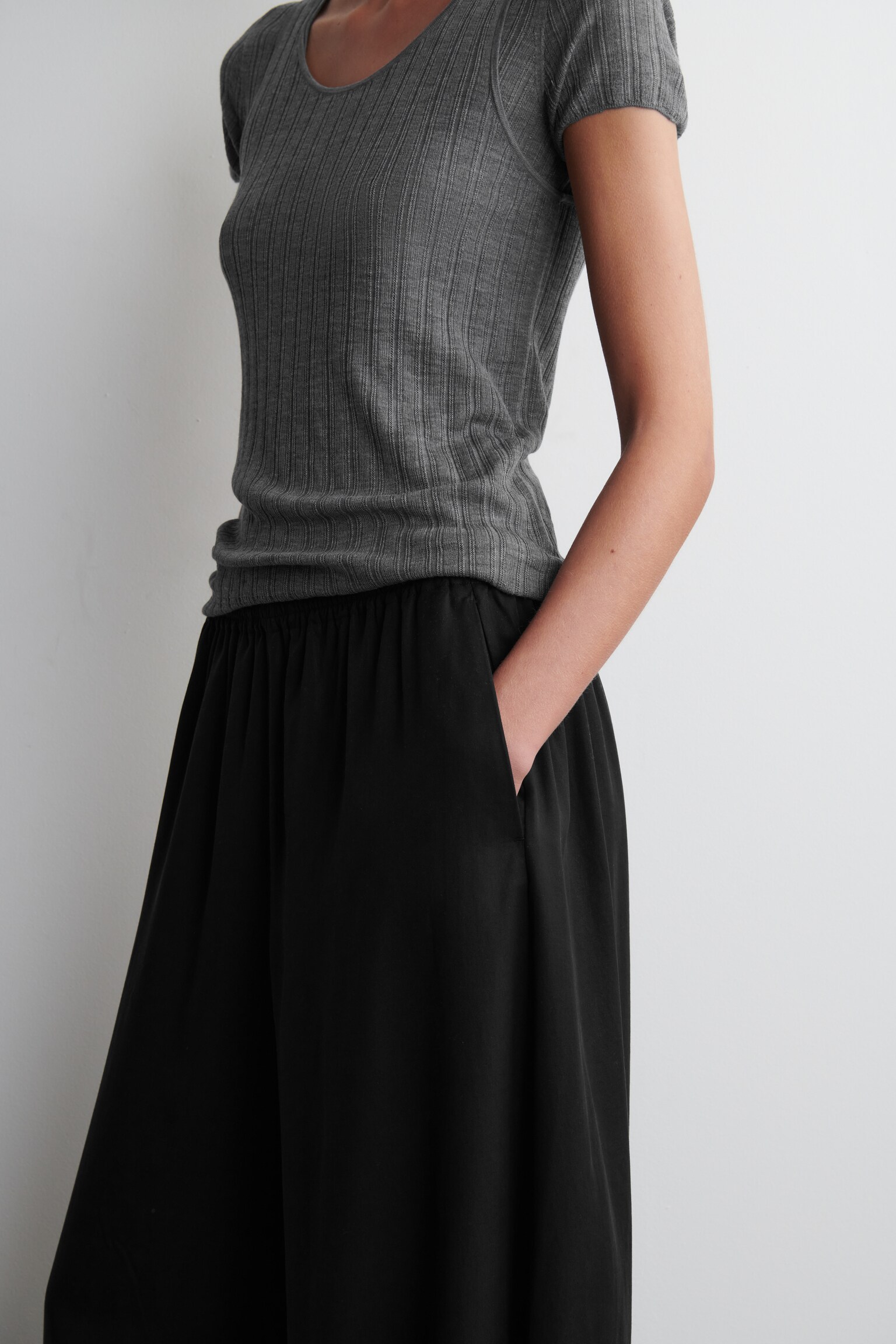 PANTALON PALAZZO EN SERGÉ - NOIR/BLEU MARINE - 4