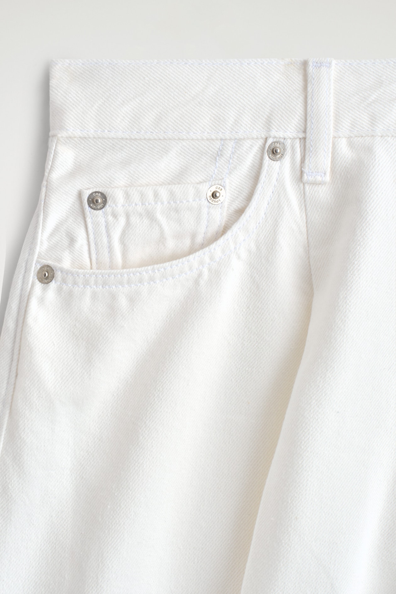WIDE-LEG DENIM SHORTS — WHITE