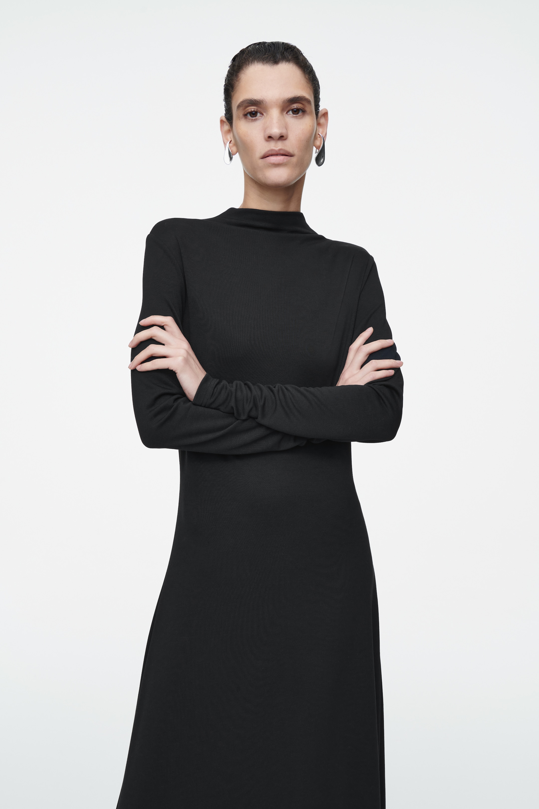 View larger image: COWL-NECK LONG-SLEEVED MAXI DRESS - BLACK - Ladies | H&M GB 5
