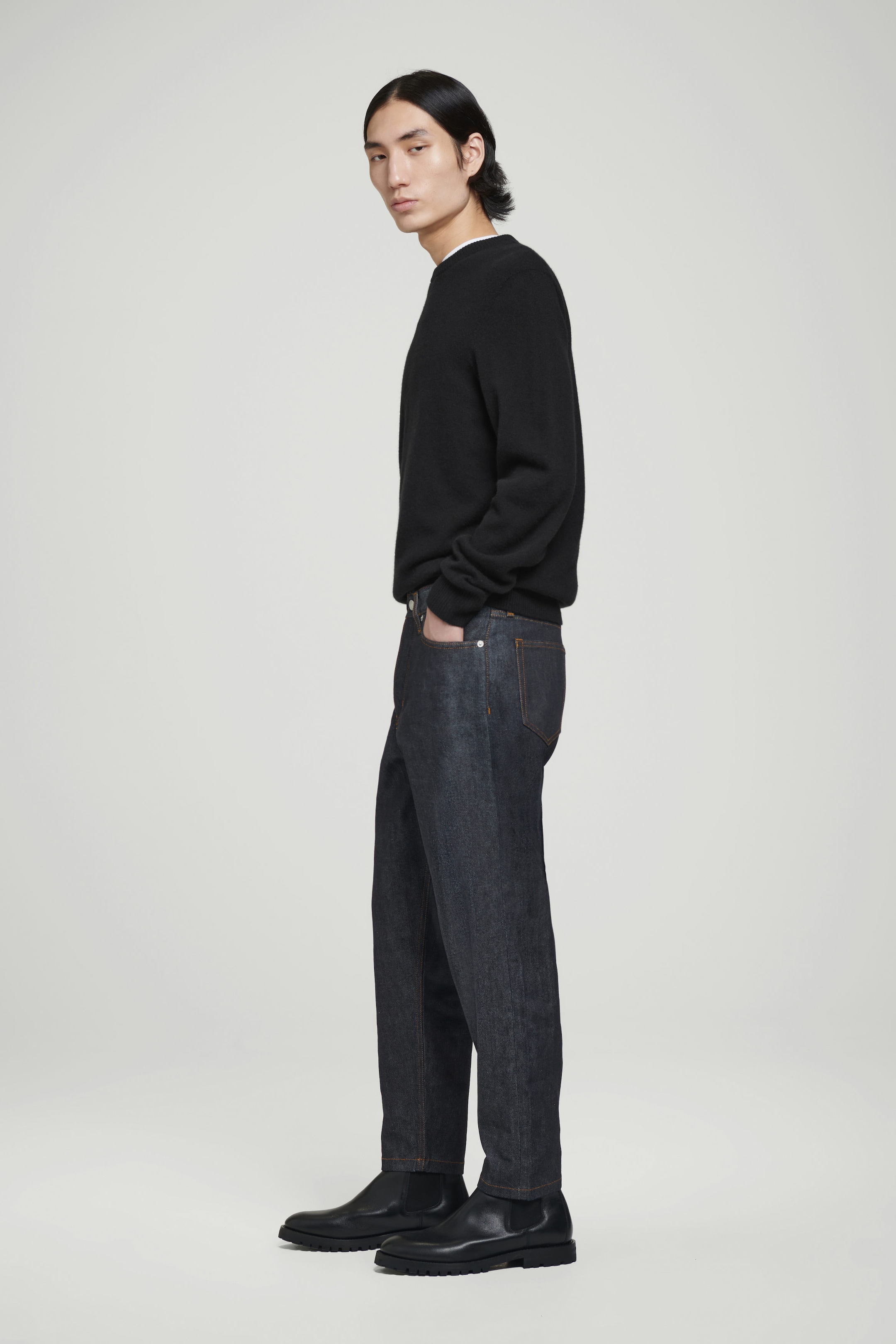 MARGIN RAW SELVEDGE TAPERED JEANS