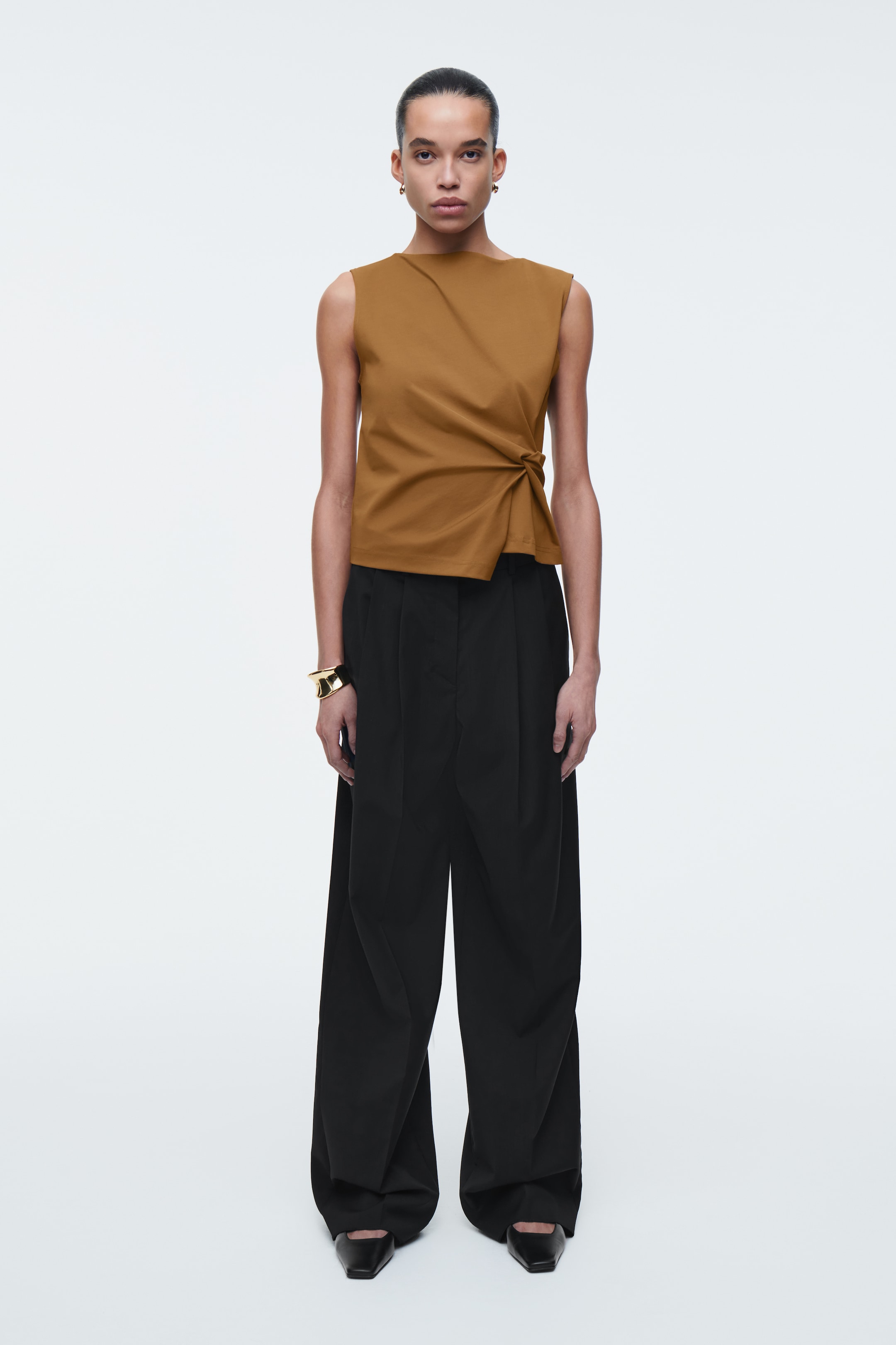 View larger image: TWIST-DETAIL TOP - BROWN - Ladies | H&M GB 2