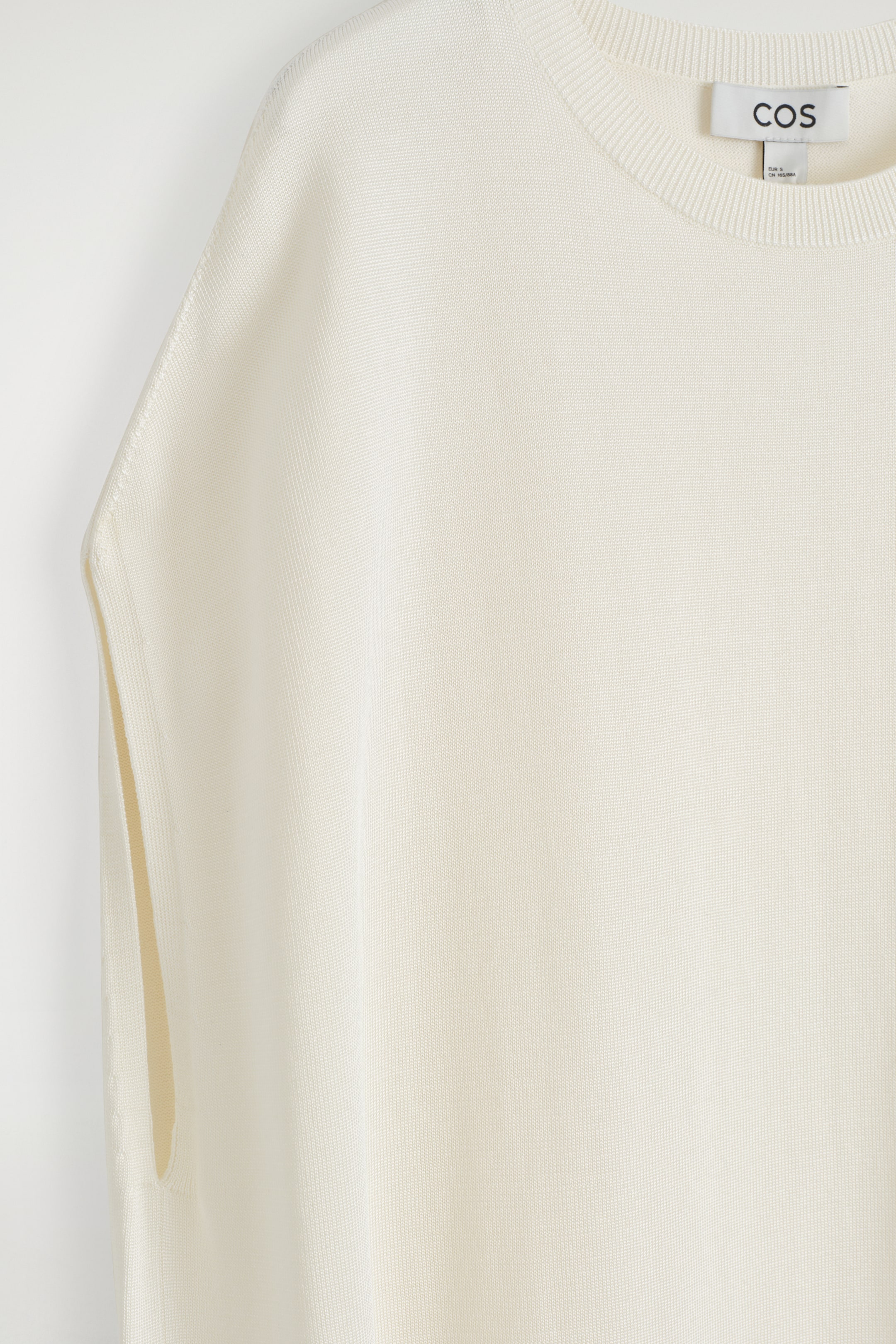 Zobraziť väčší obrázok: PLETENÉ ŠATY S KRUHOVÝM STRIHOM - BIELA - ŽENY | H&M SK 6