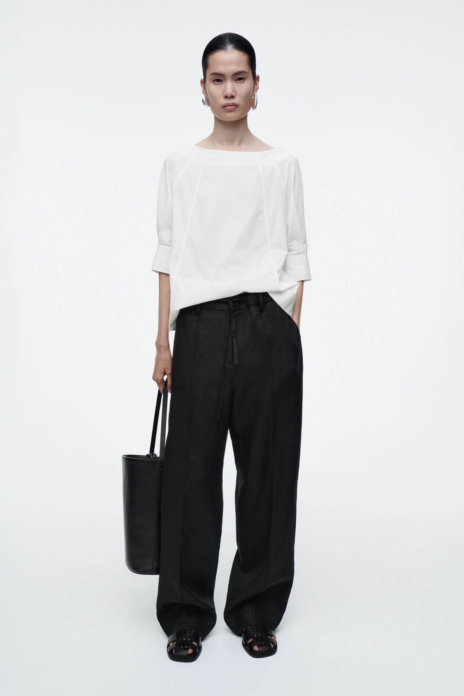 BLOUSE VOLUMINEUSE COL BATEAU EN COTON - BLANC/BLEU MARINE - 6