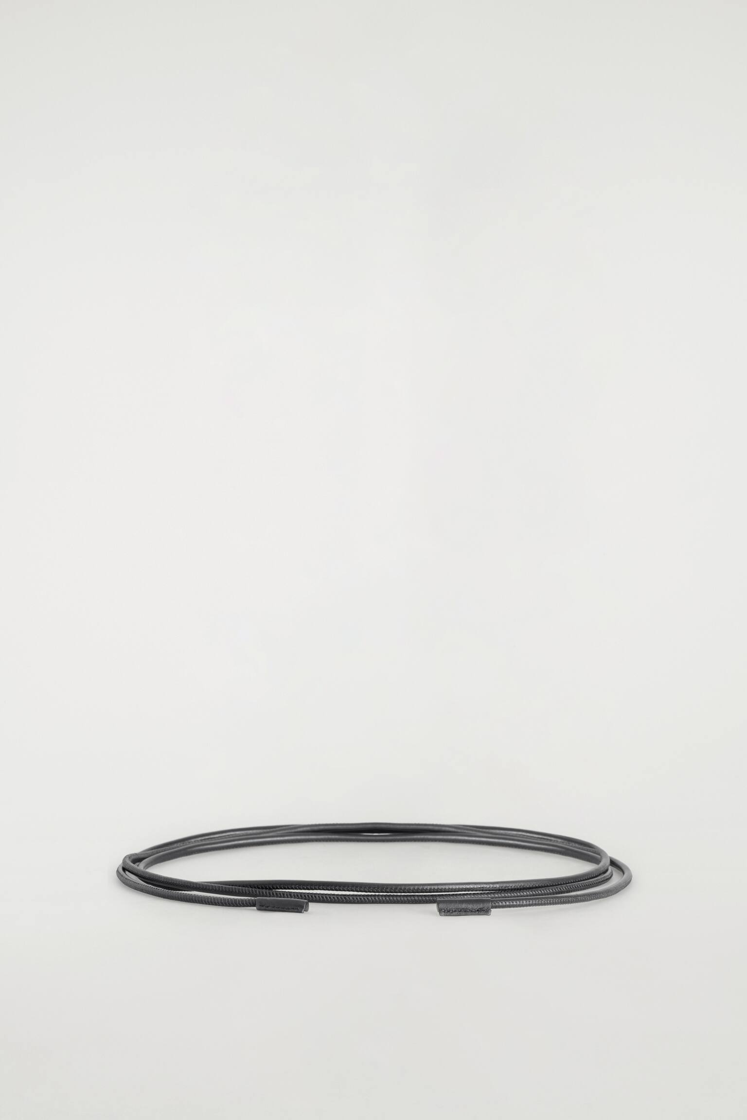 CINTURÓN DE CUERDA DE PIEL - 2