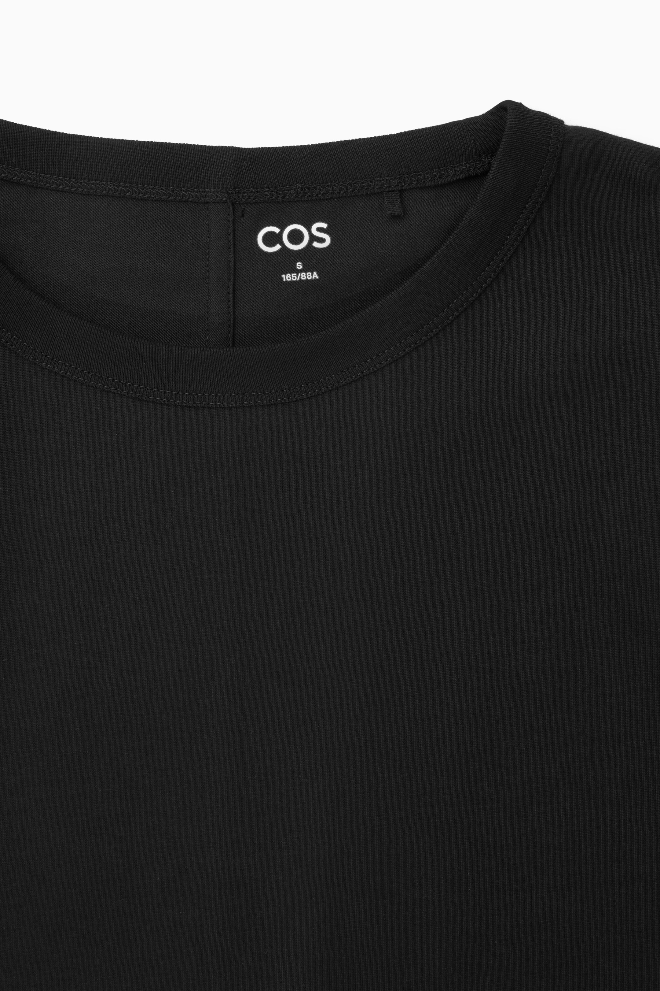 View larger image: RELAXED BOXY LONG-SLEEVED T-SHIRT - BLACK - Ladies | H&M GB 2