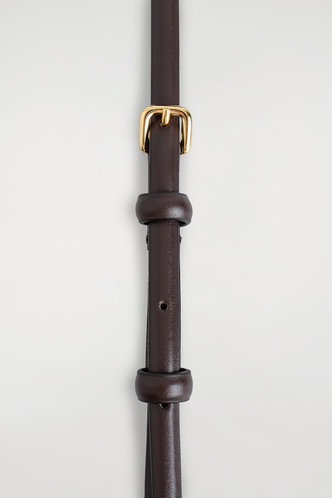 DOUBLE-WRAP SKINNY LEATHER BELT — BROWN