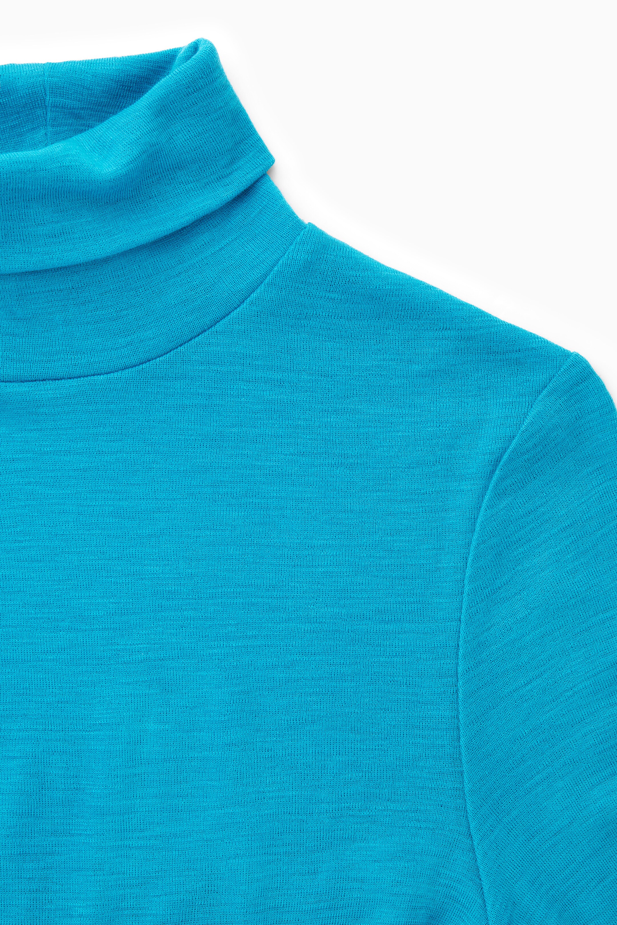 Προβολή μεγαλύτερης εικόνας: MERINO WOOL TURTLENECK TOP - BRIGHT TURQUOISE - Ladies | H&M GR 2