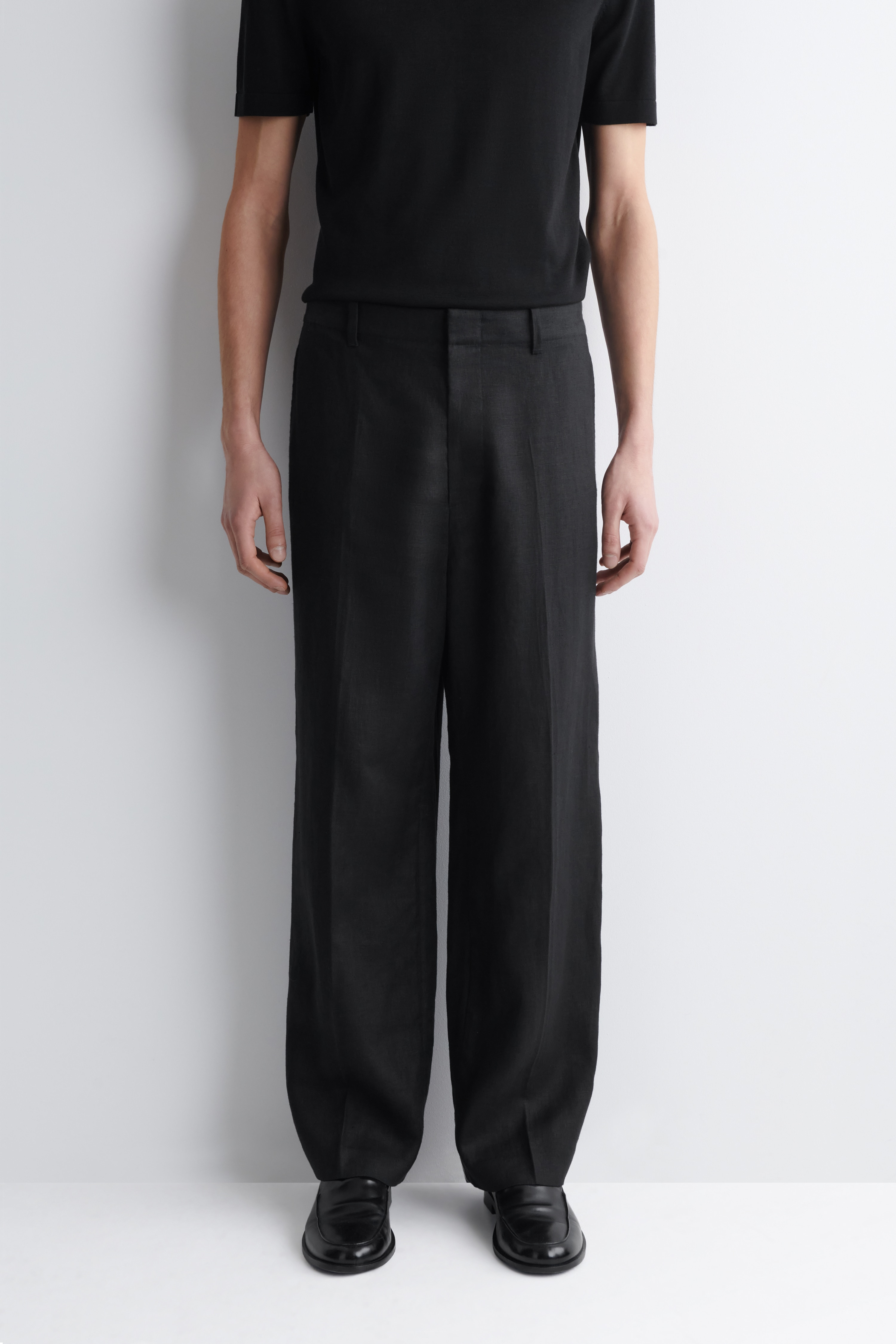 LINEN RELAXED-FIT STRAIGHT-LEG TROUSERS