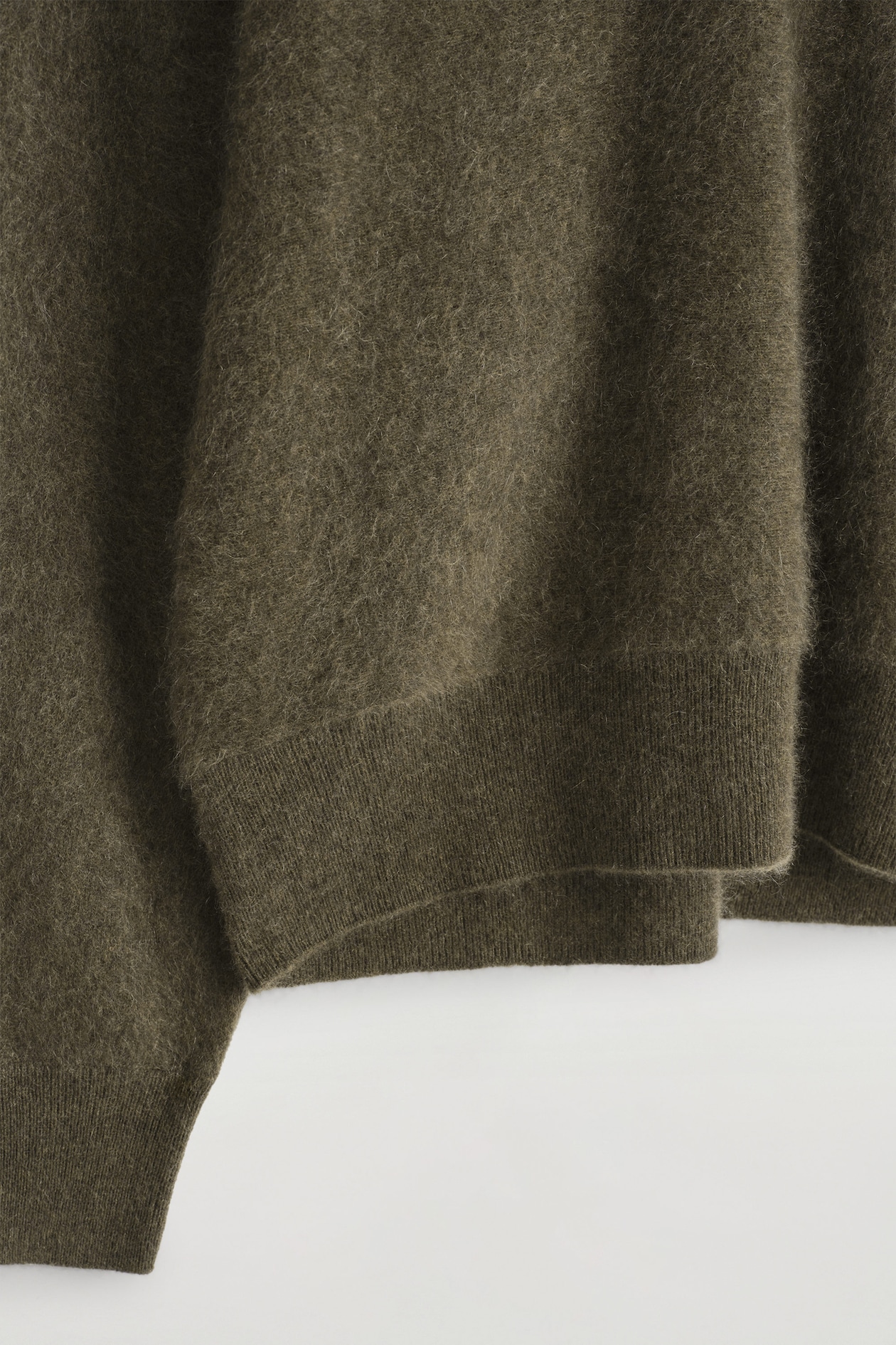 BRUSHED PURE CASHMERE POLO SWEATER — KHAKI