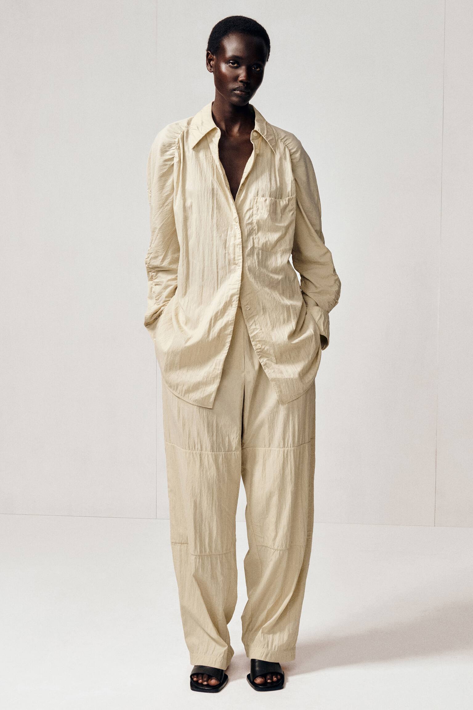 CAMISA DE SEDA ARRUGADA A MANO - BEIGE CLARO - 5