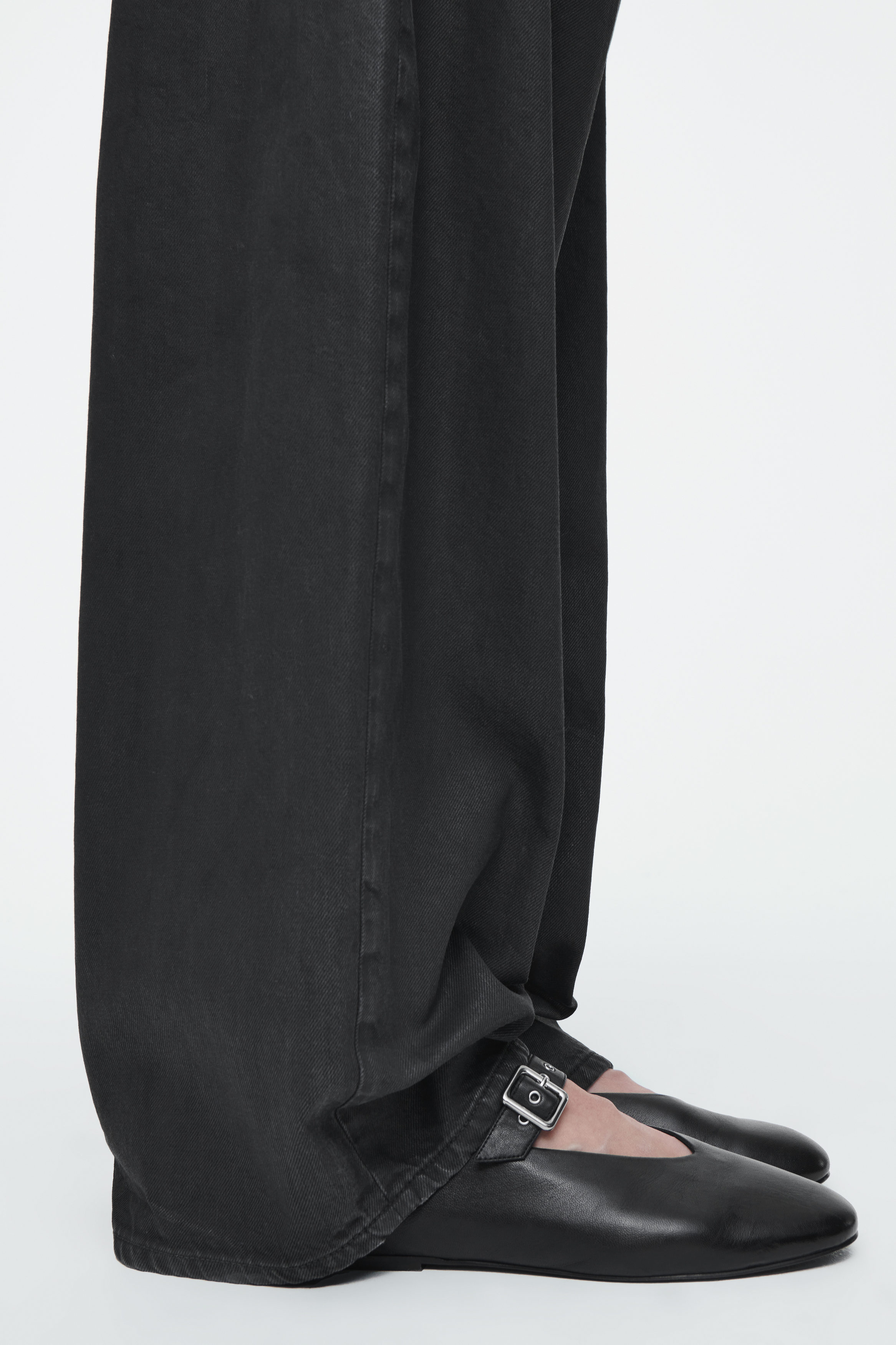 BUCKLED BALLET FLATS - BLACK | COS