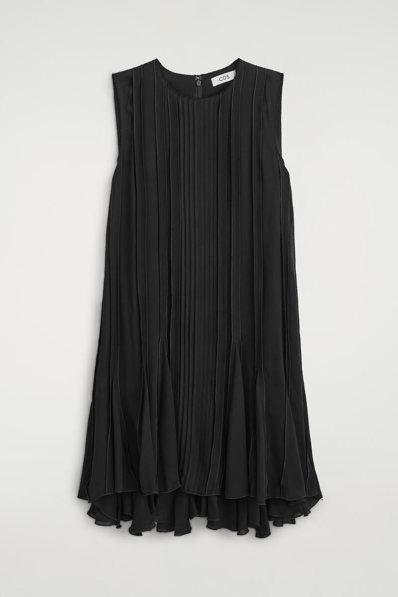 Voluminous Pleated Midi Dress