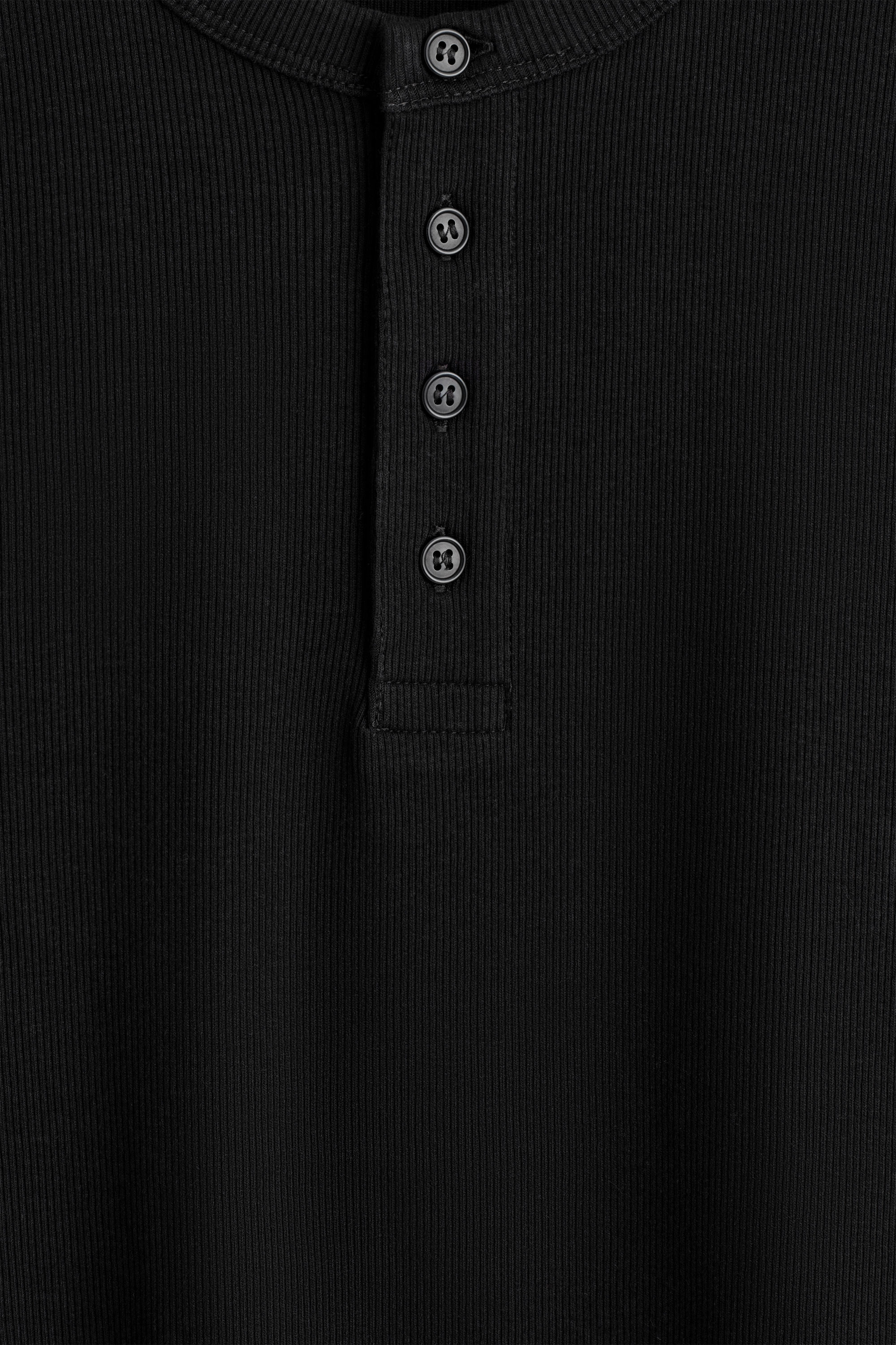 SLIM-FIT RIBBED HENLEY T-SHIRT - BLACK | COS US