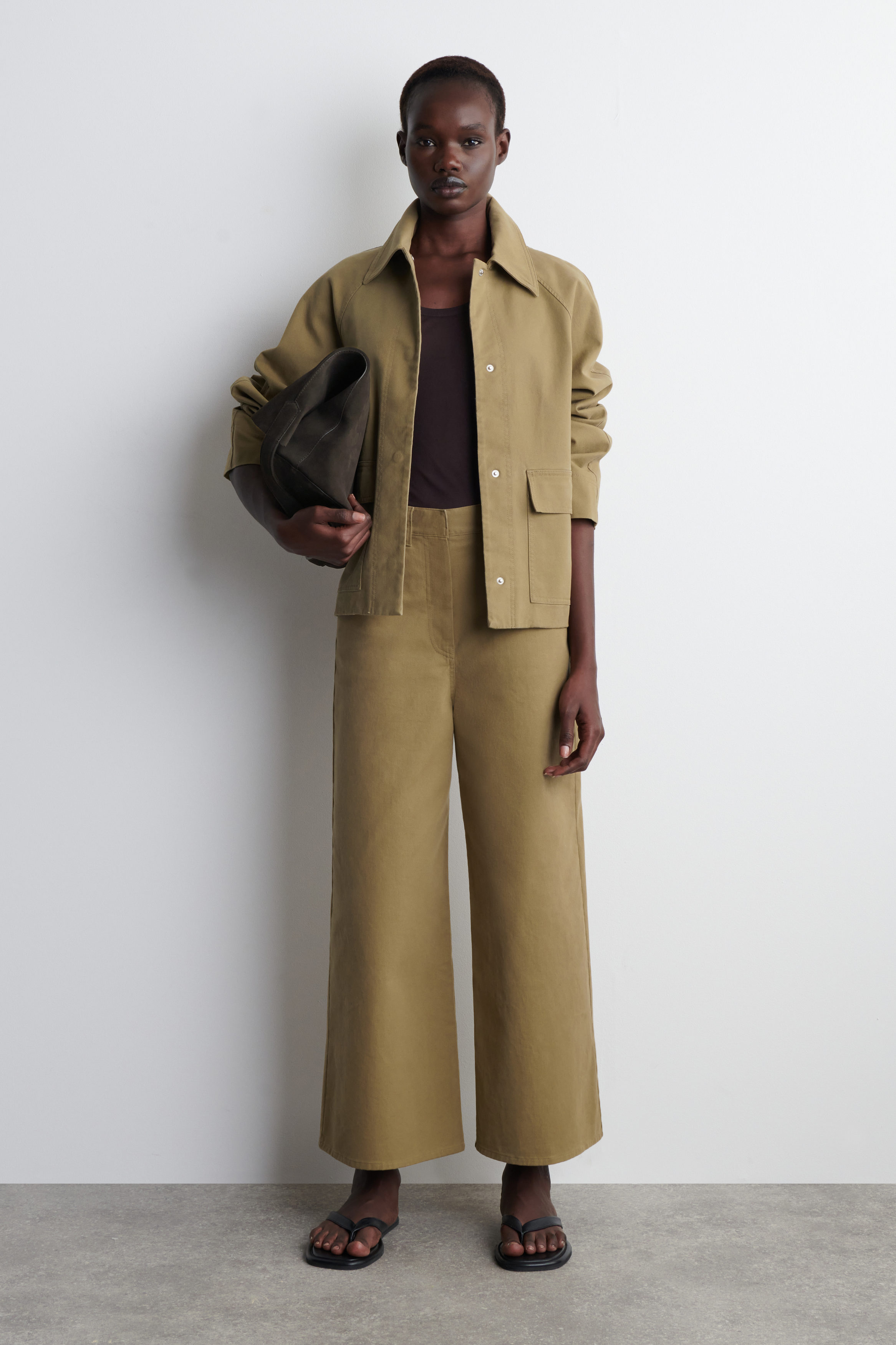 COTTON CROPPED WIDE-LEG TROUSERS - CAMEL | COS