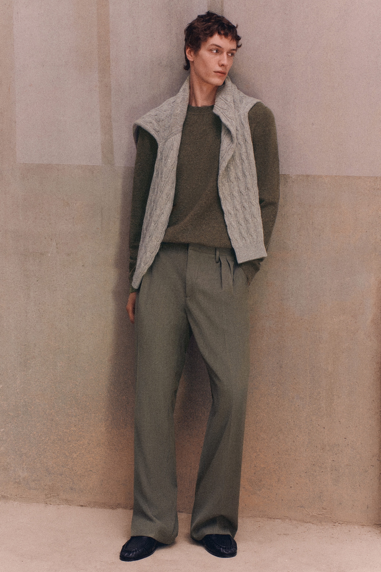PURE CASHMERE CREW-NECK SWEATER — BROWN MÉLANGE