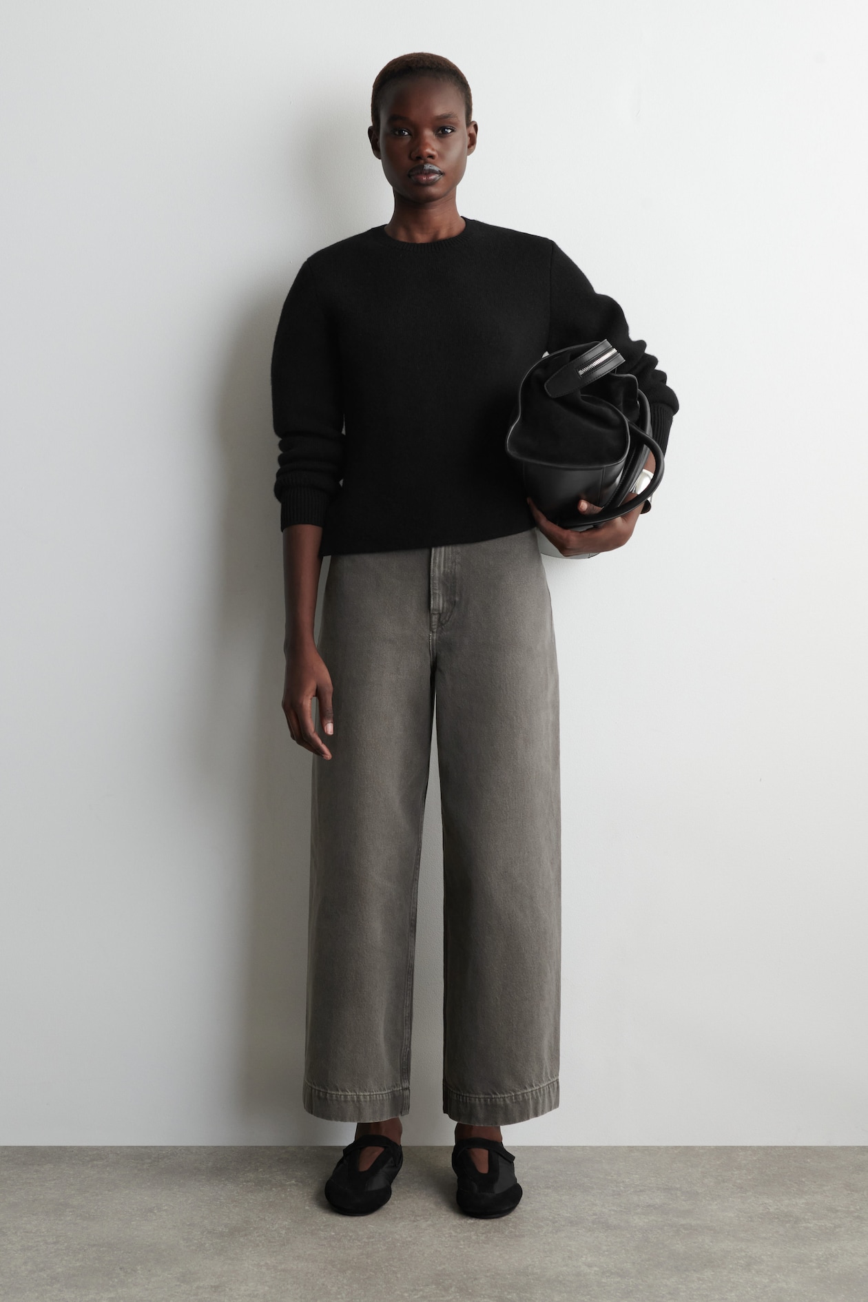 CROPPED WIDE-LEG DENIM TROUSERS