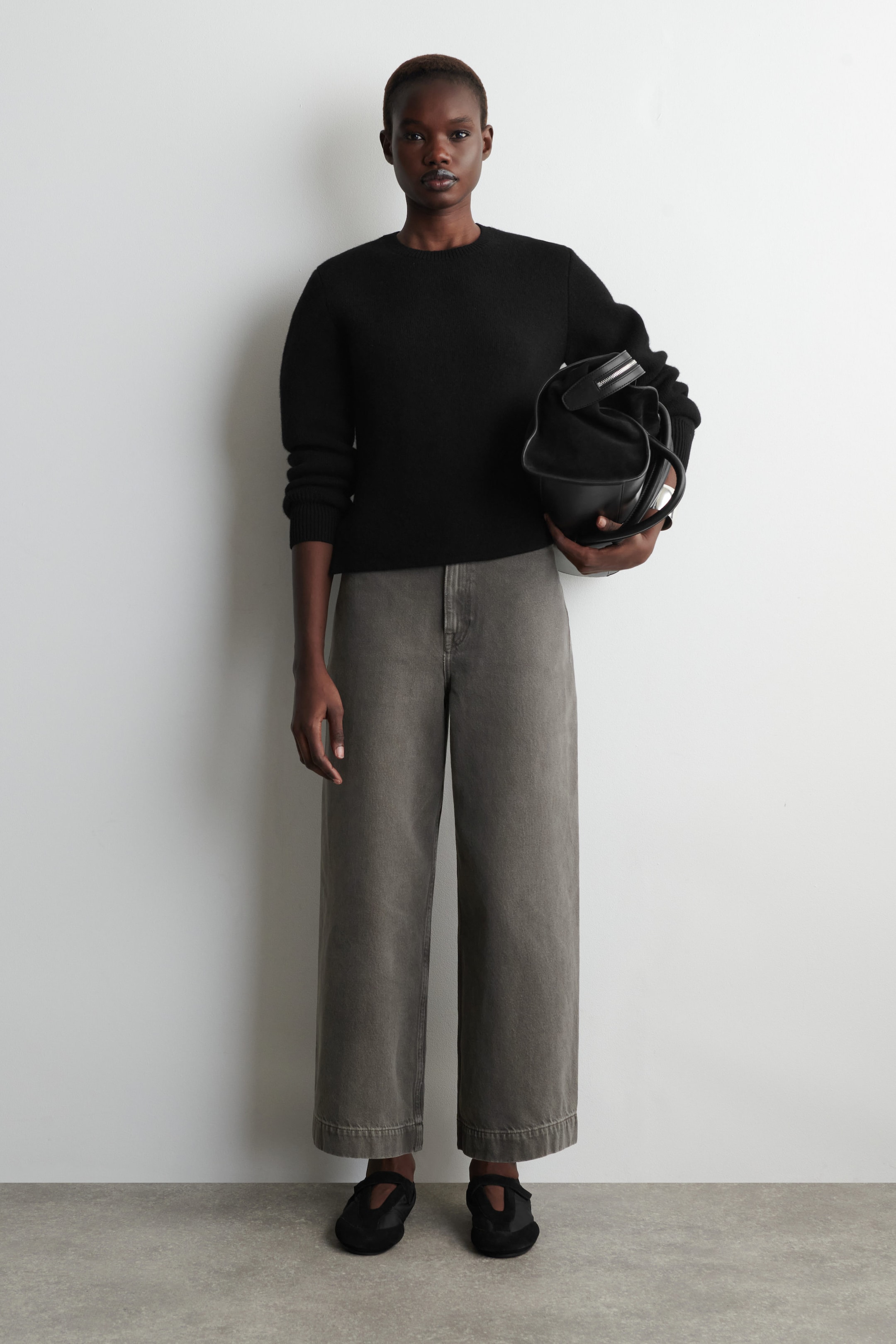 CROPPED WIDE-LEG DENIM PANTS