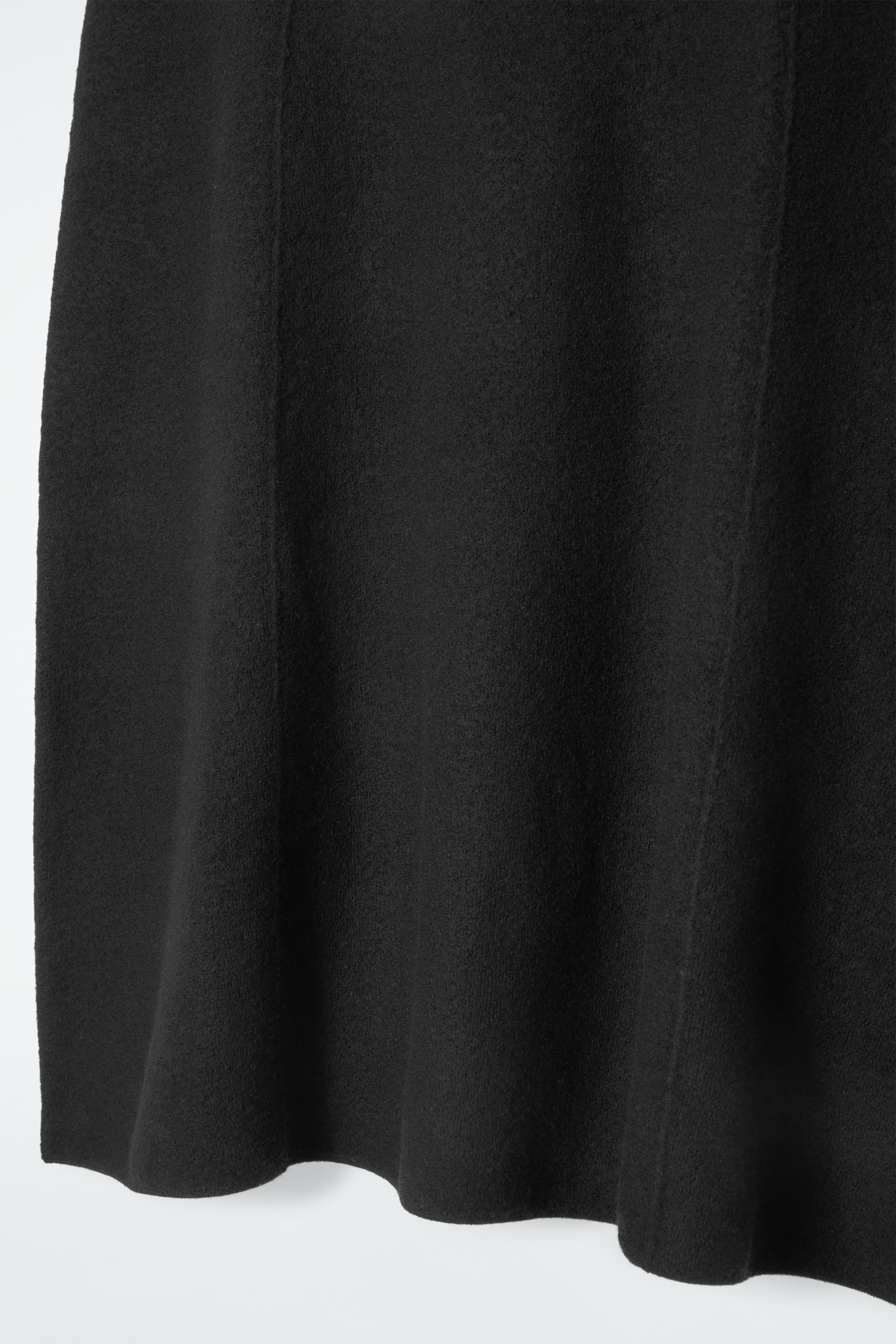 Grösseres Bild ansehen: WOLL-ETUIKLEID AUS MEHREREN BAHNEN - SCHWARZ - DAMEN | H&M CH 7