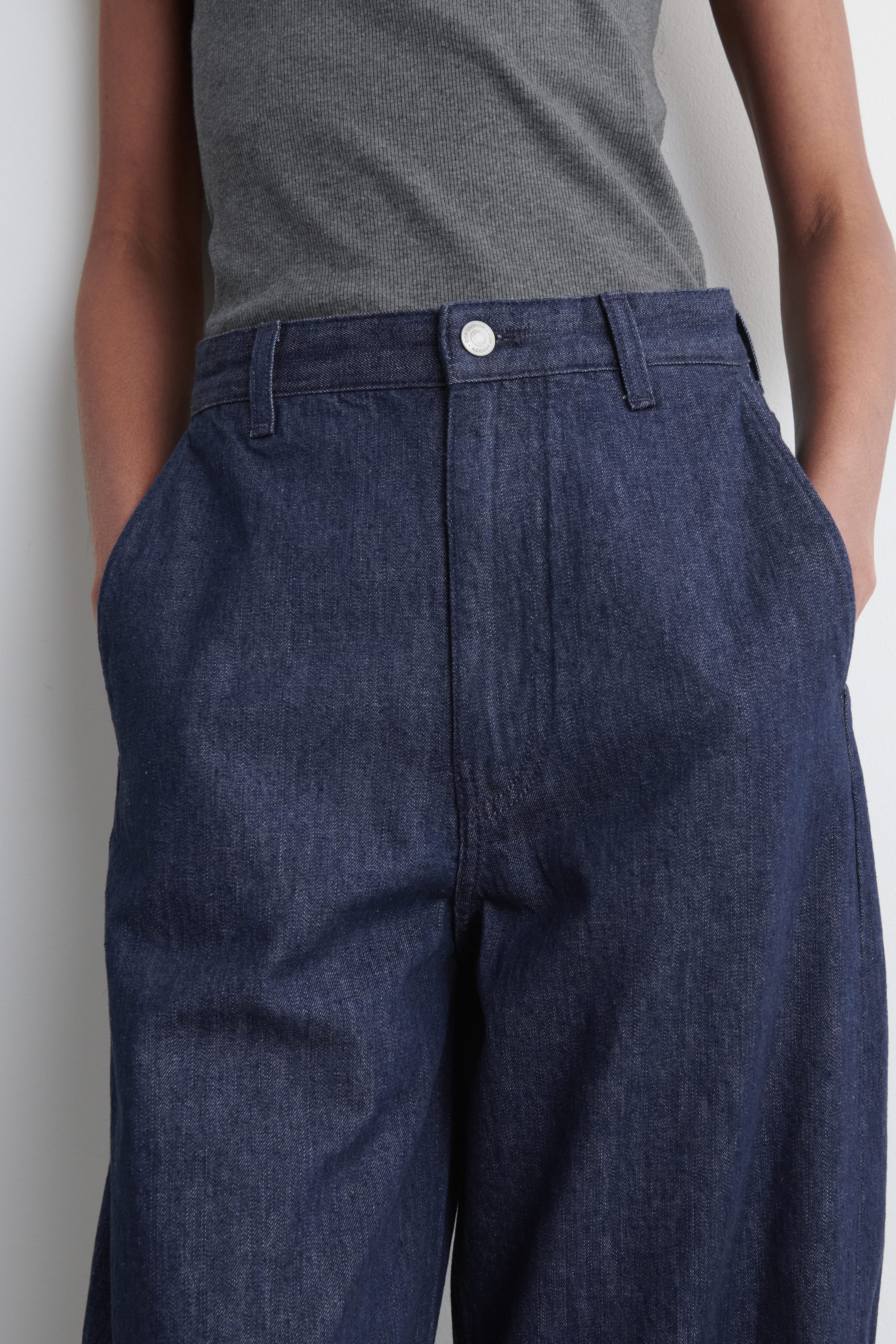 WIDE-LEG DENIM PANTS