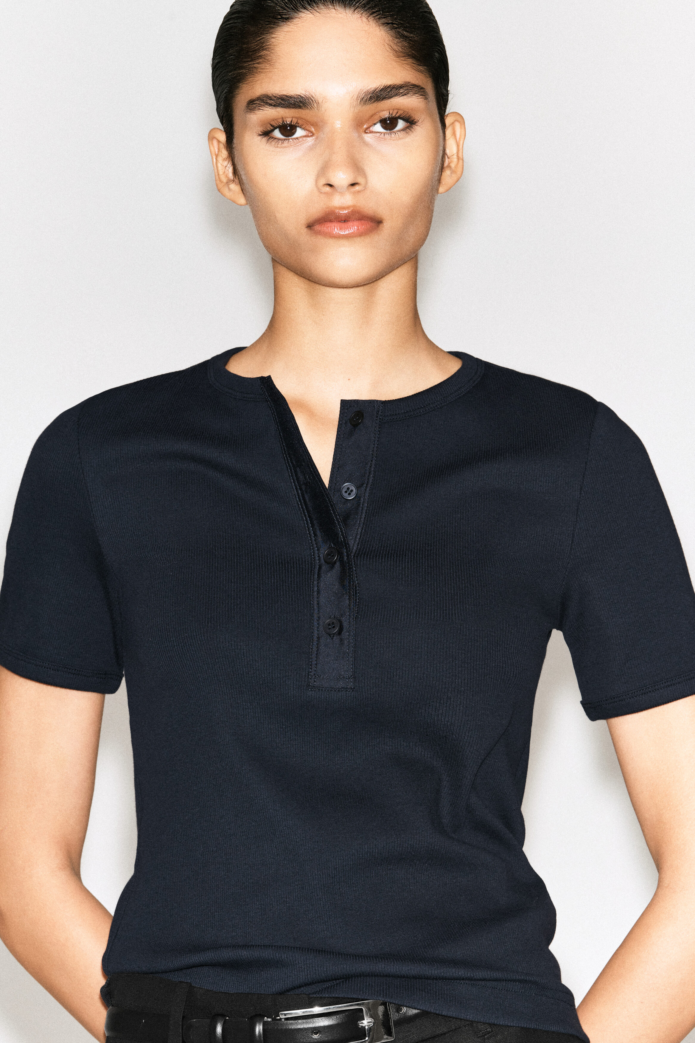 RIBBED HENLEY T-SHIRT - NAVY | COS CA