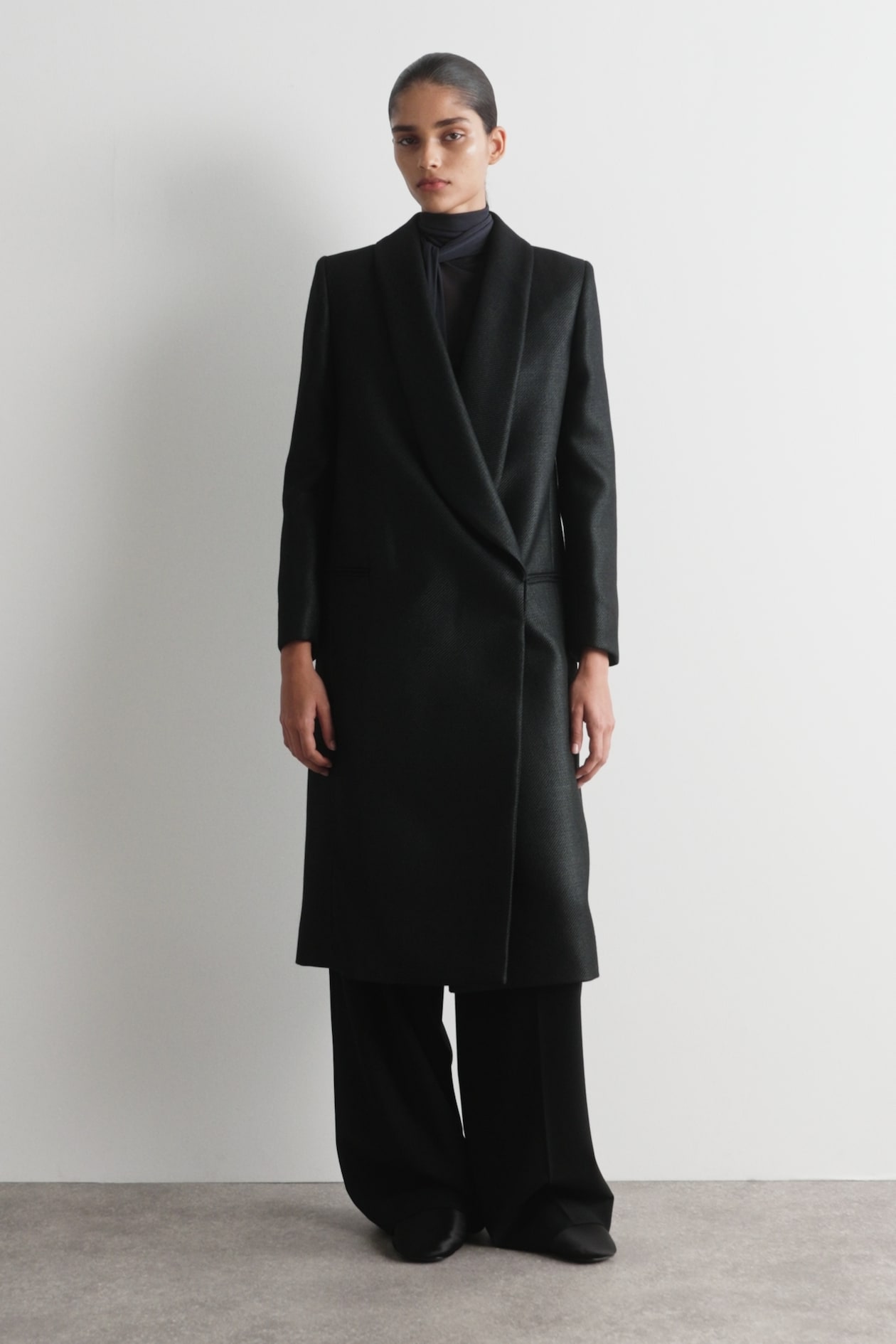 TAILORED METALIZED WOOL-BLEND LONG COAT