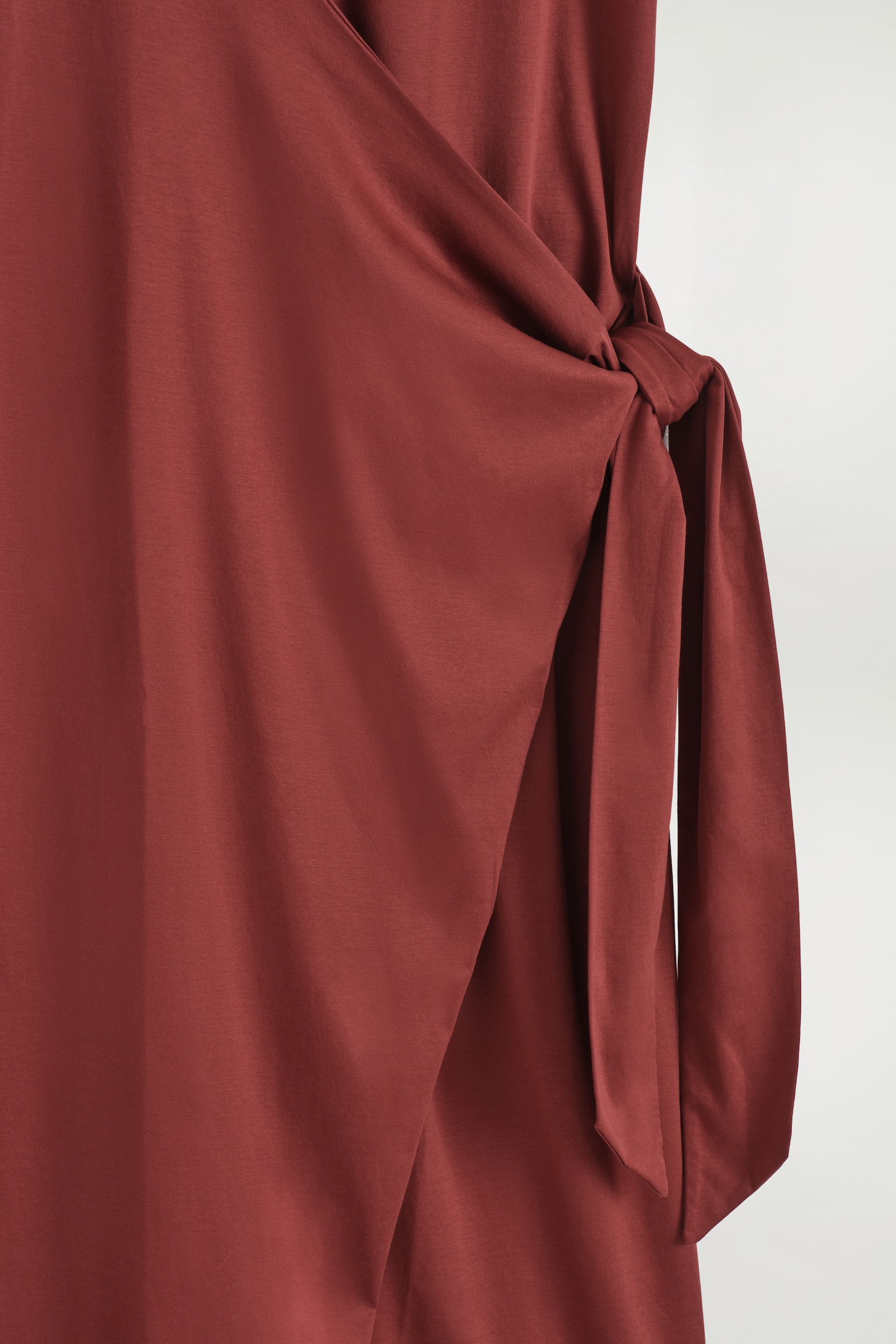 VESTIDO CAMISETA CON FRONTAL CRUZADO - ROJO/GRIS - 4