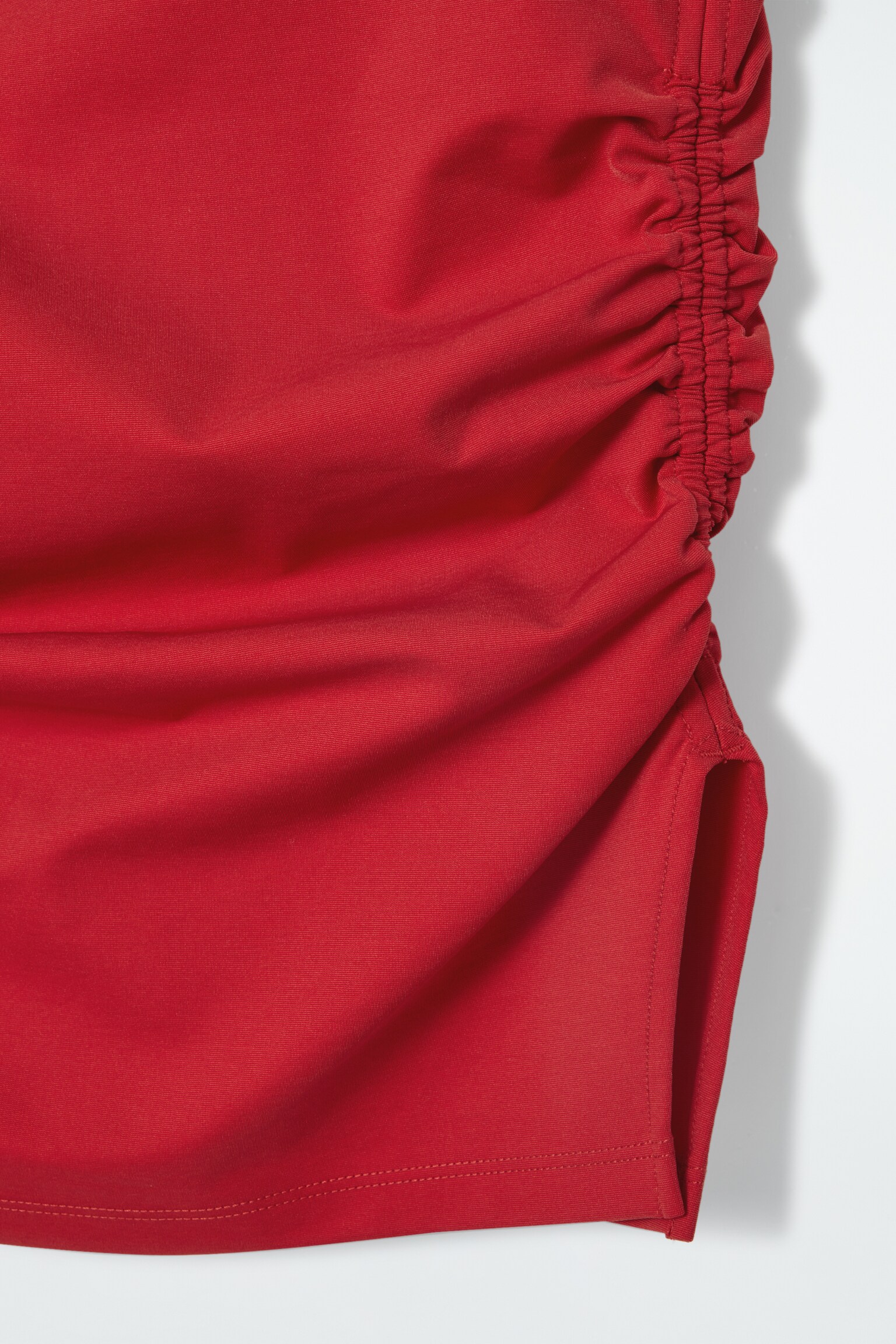 COWL-NECK GATHERED SLEEVELESS TOP - RED/BLACK/WHITE - 2