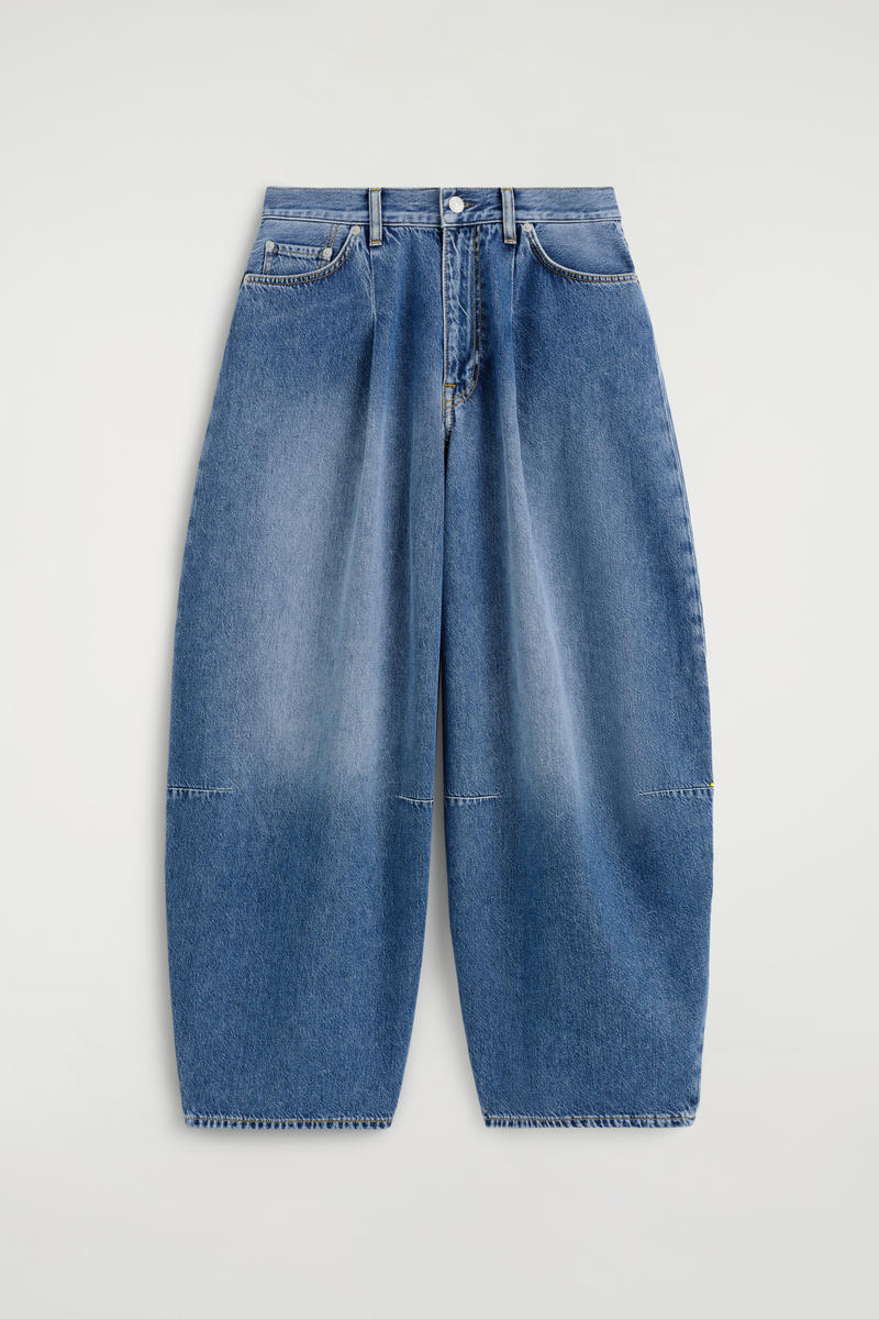 Twine Barrel-Leg Jeans