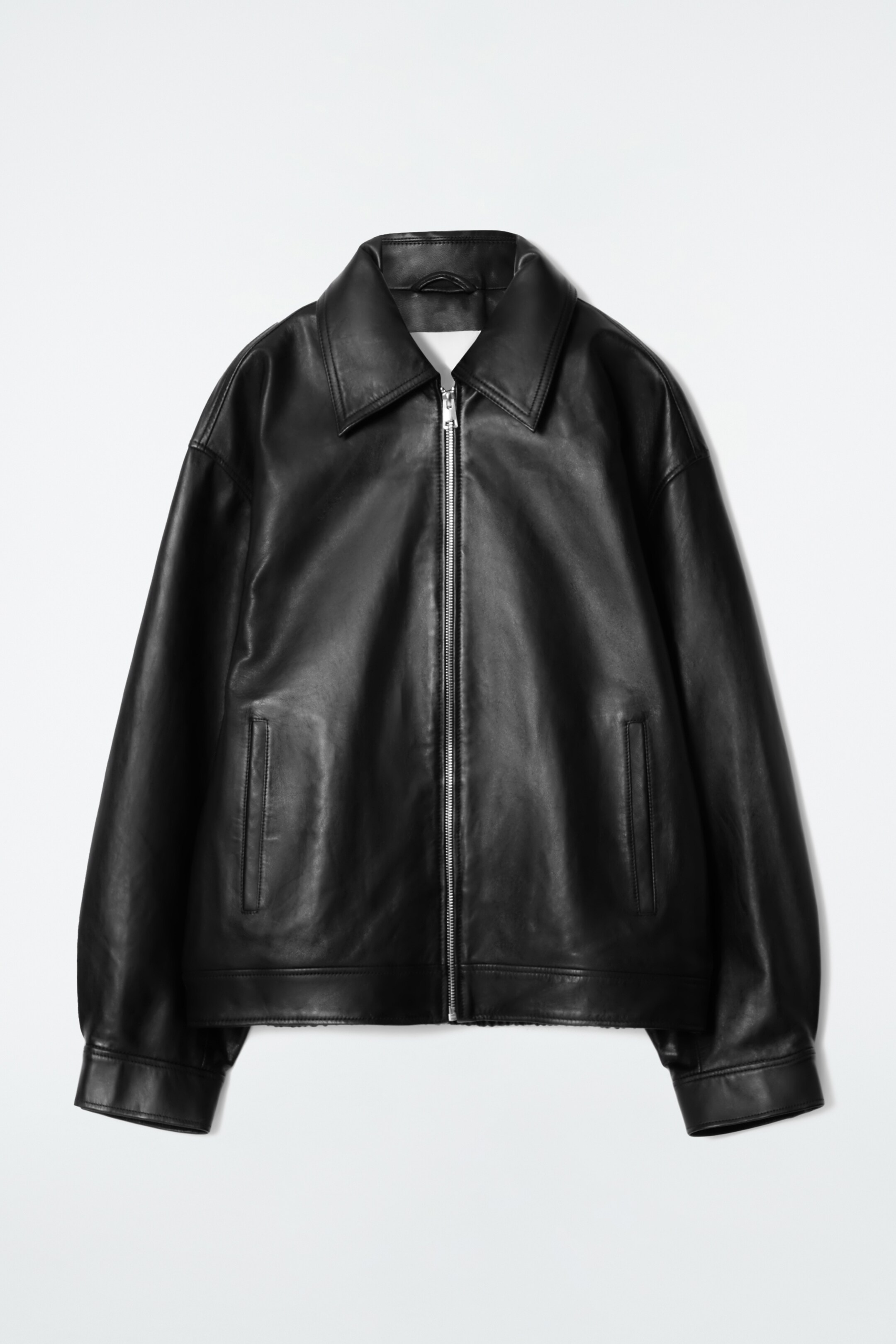 Größeres Bild ansehen: OVERSIZED-LEDERJACKE MIT KRAGEN - SCHWARZ - Ladies | H&M DE 1