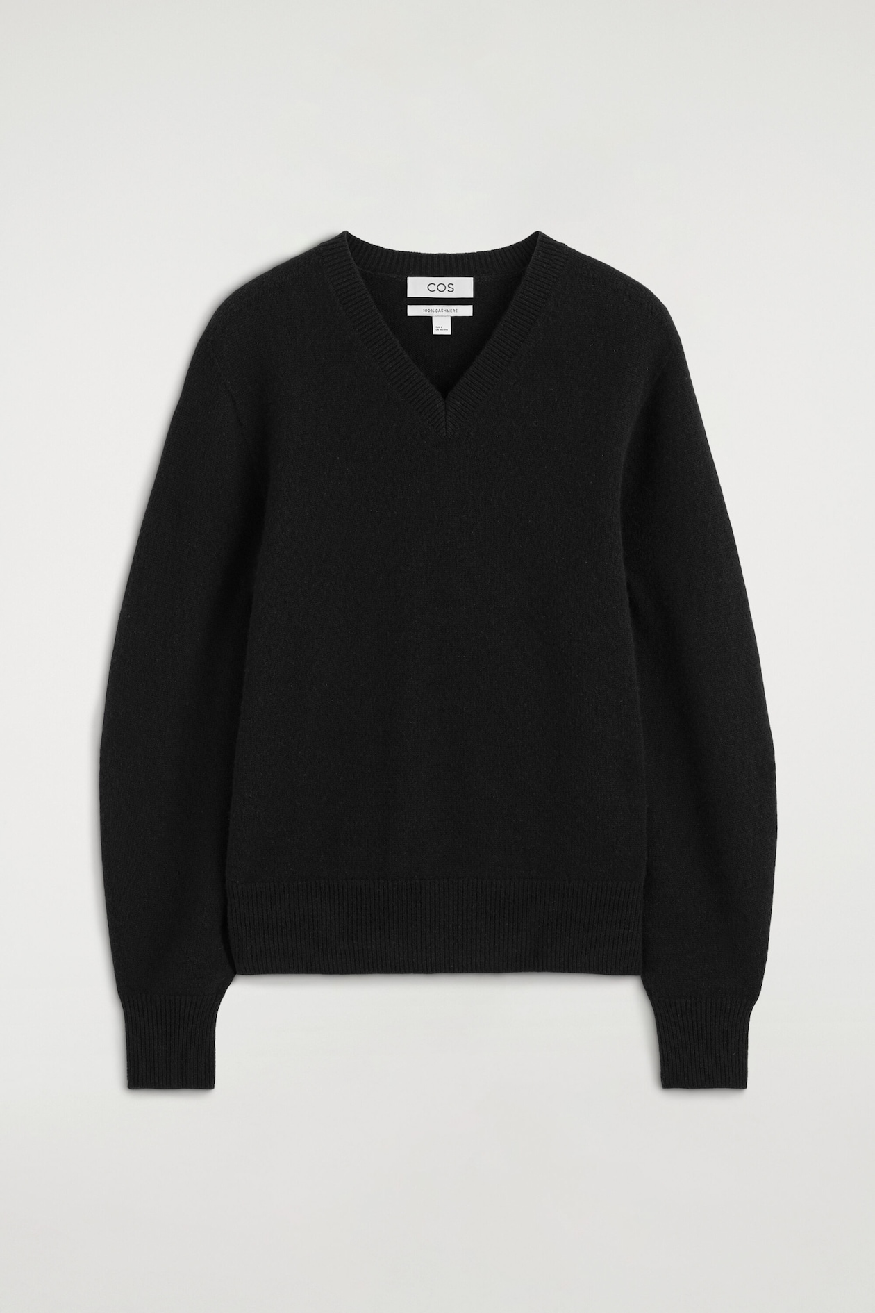 SCULPTED PURE CASHMERE V-NECK SWEATER — BLACK