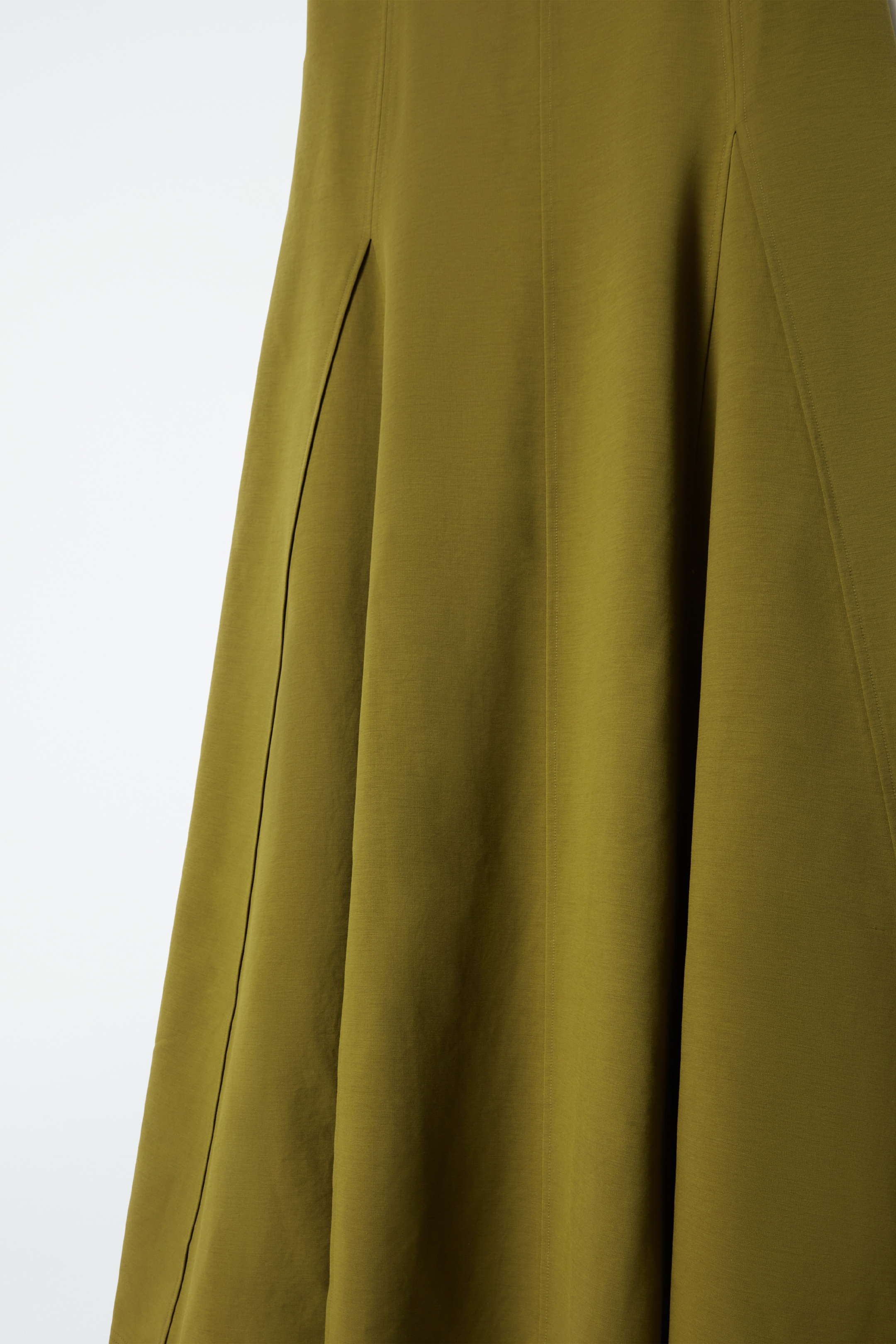 View larger image: FLARED JERSEY MAXI DRESS - GREEN - Ladies | H&M GB 2