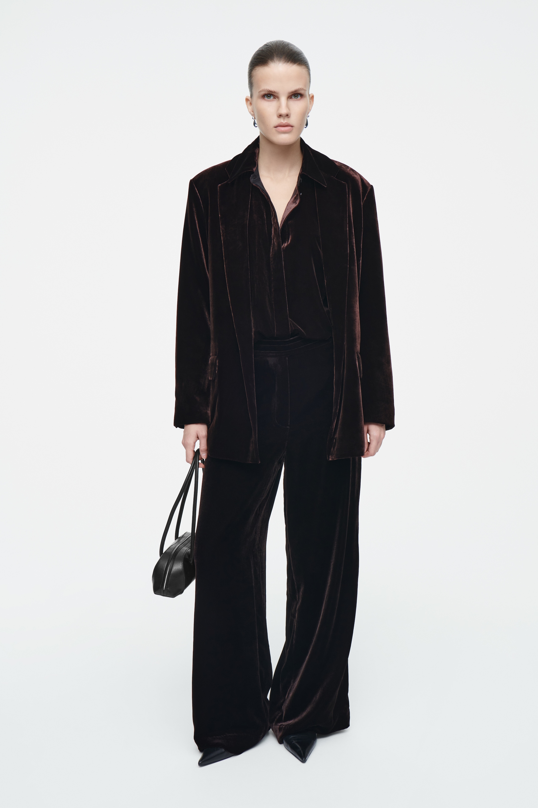 View larger image: RELAXED SILK-BLEND VELVET SHIRT - MAHOGANY - Ladies | H&M GB 2
